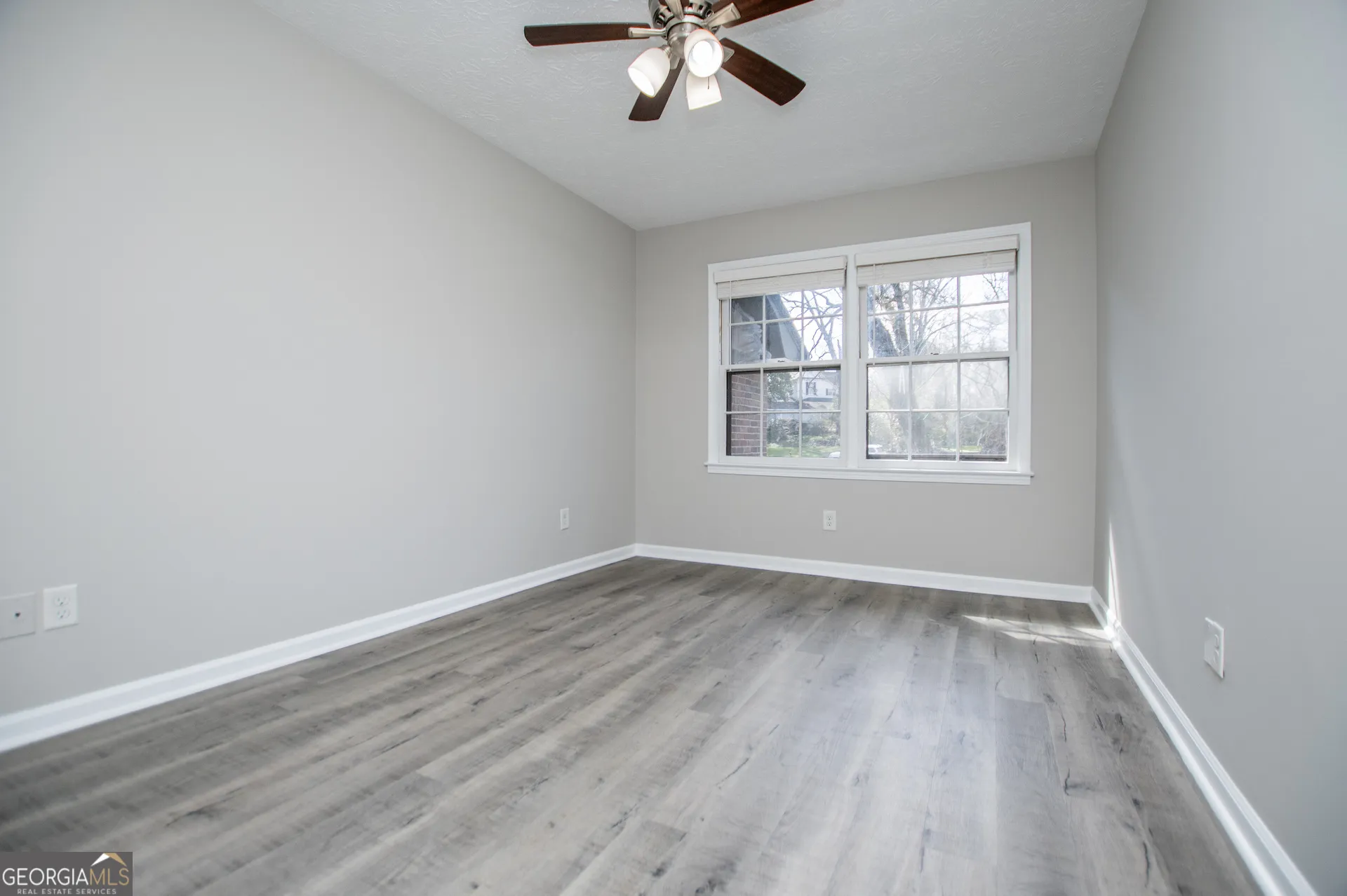 541 N White St — photo 34 of 70