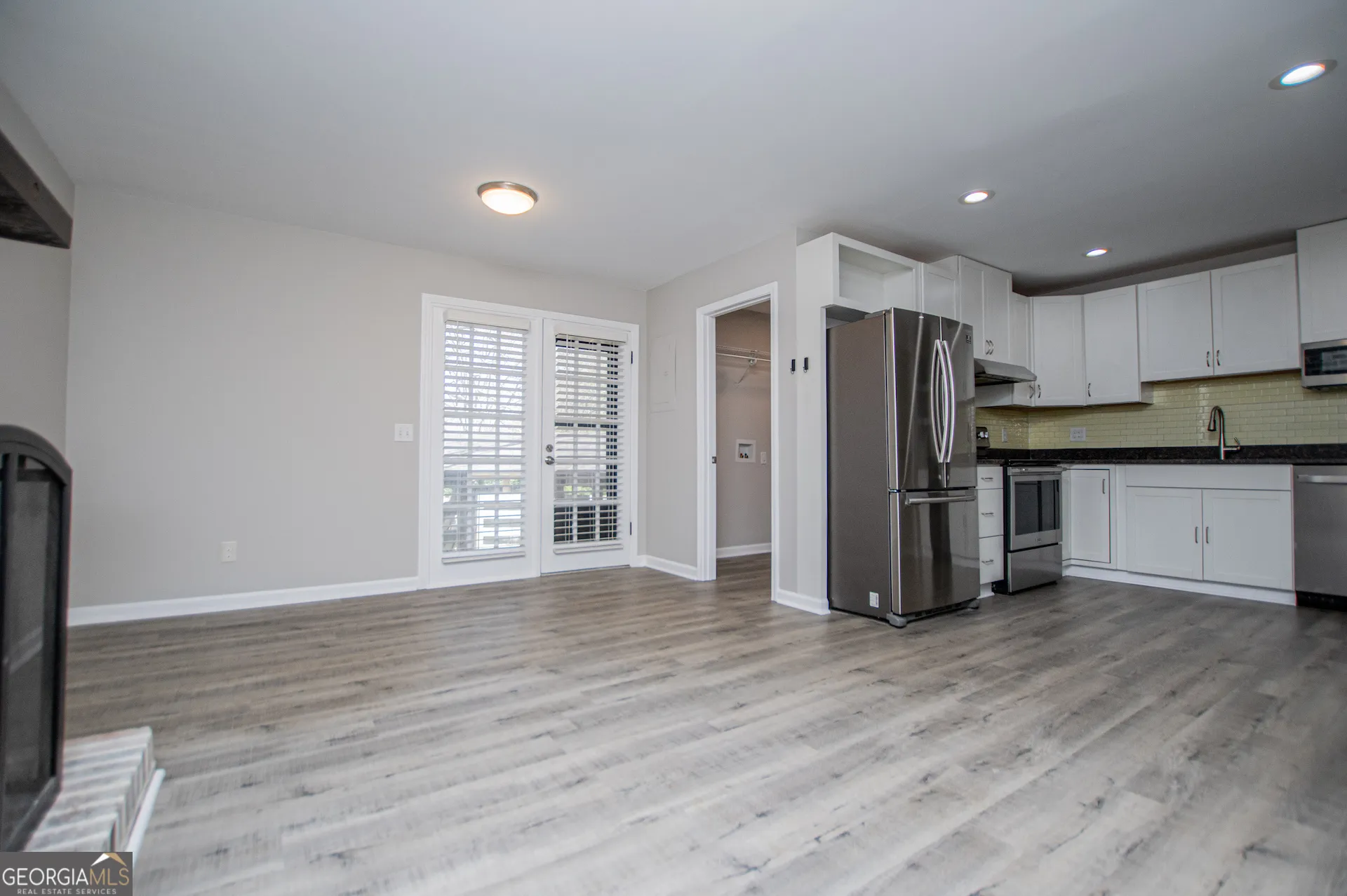 541 N White St — photo 17 of 70
