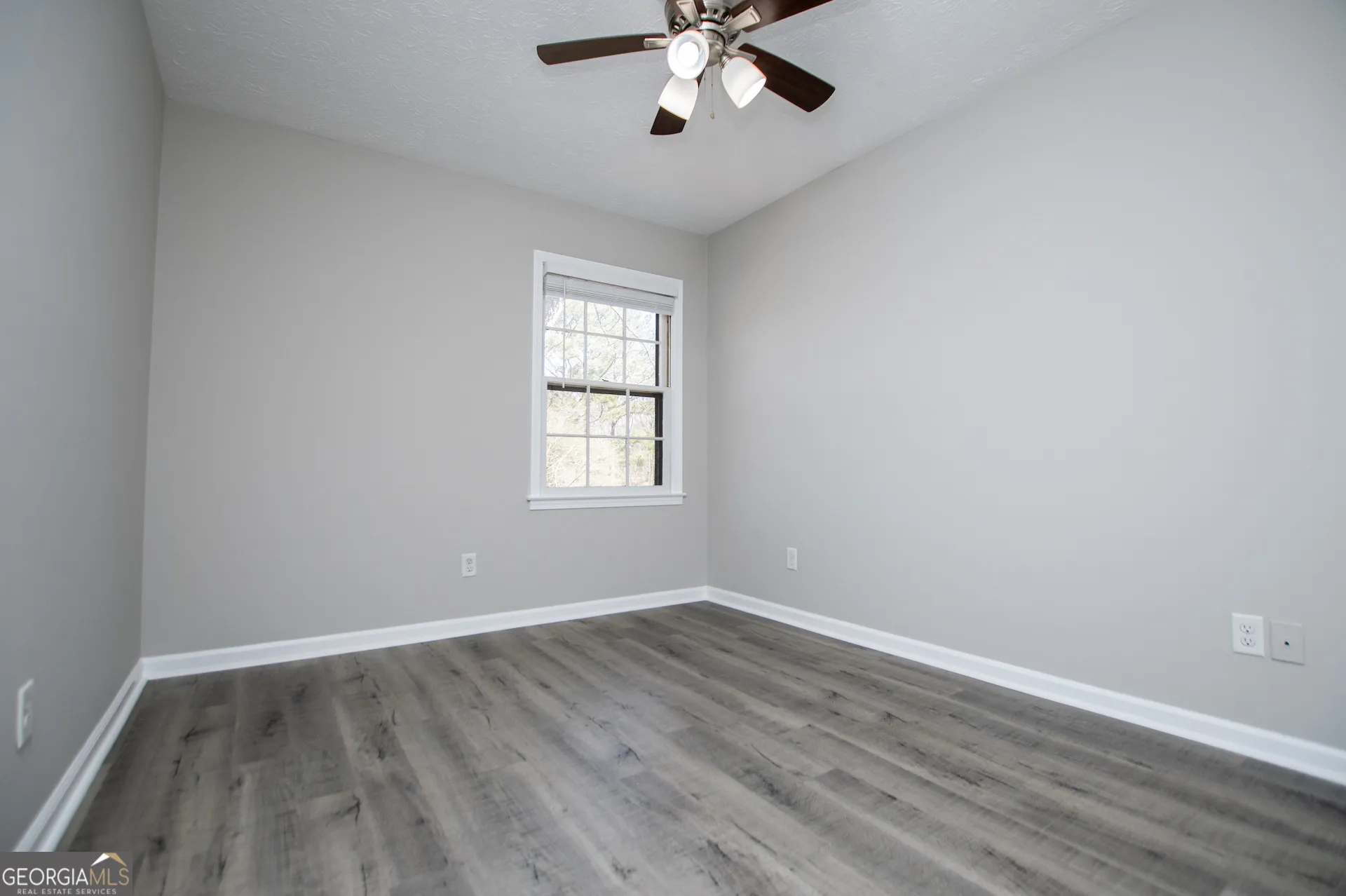 541 N White St — photo 29 of 70