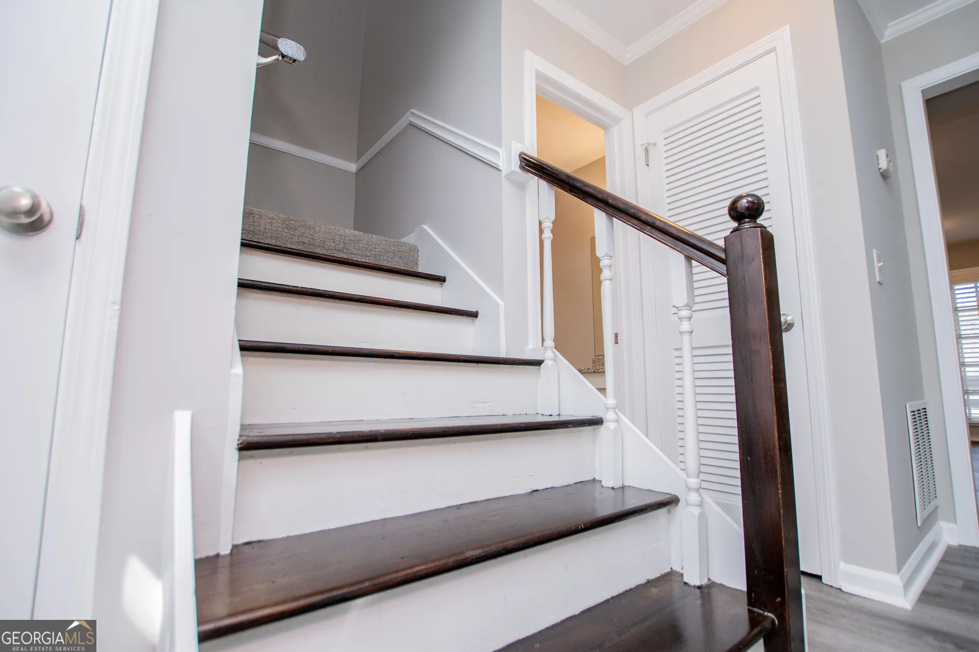541 N White St — photo 23 of 70