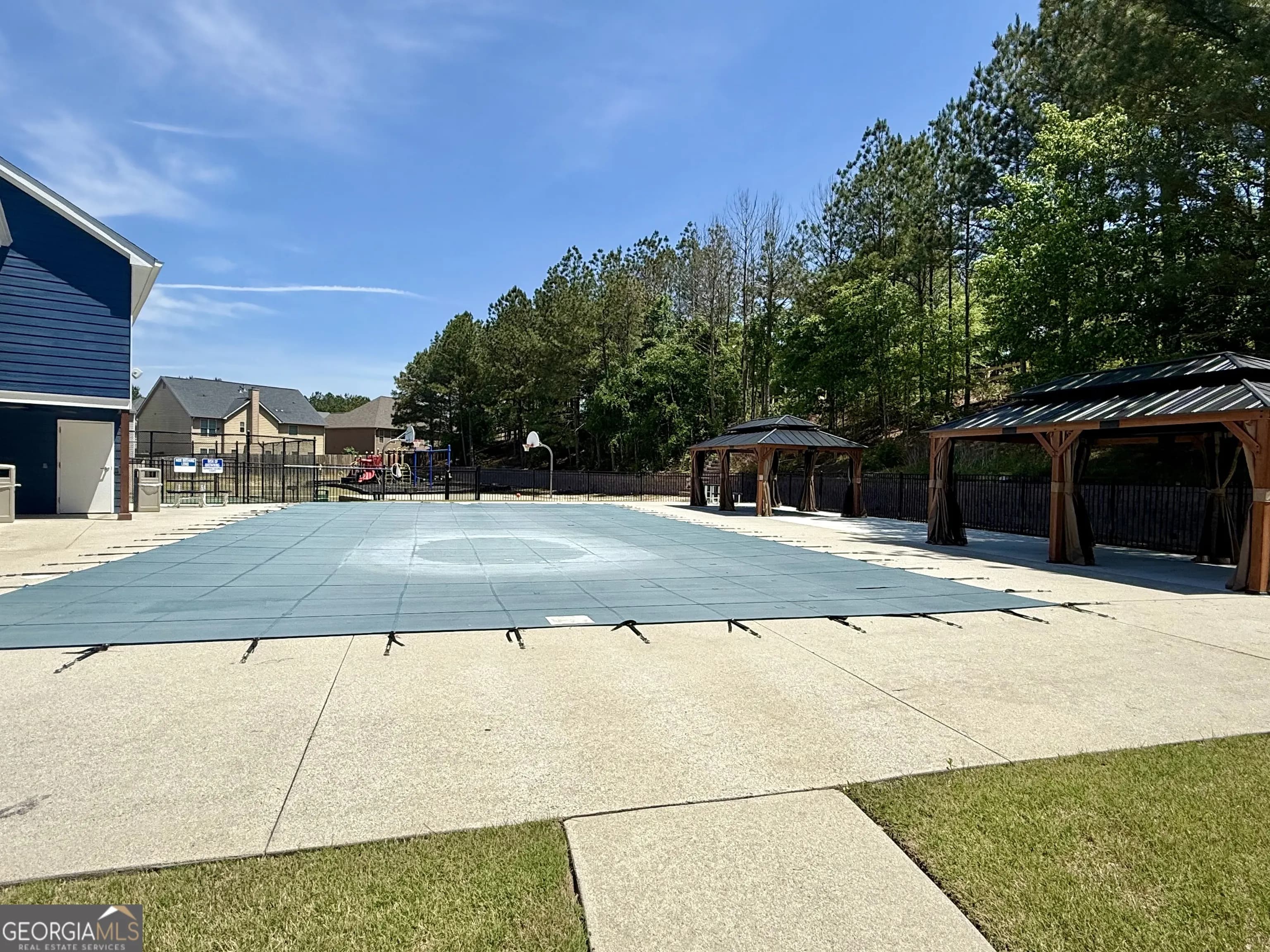 653 Scotland Dr — photo 40 of 51