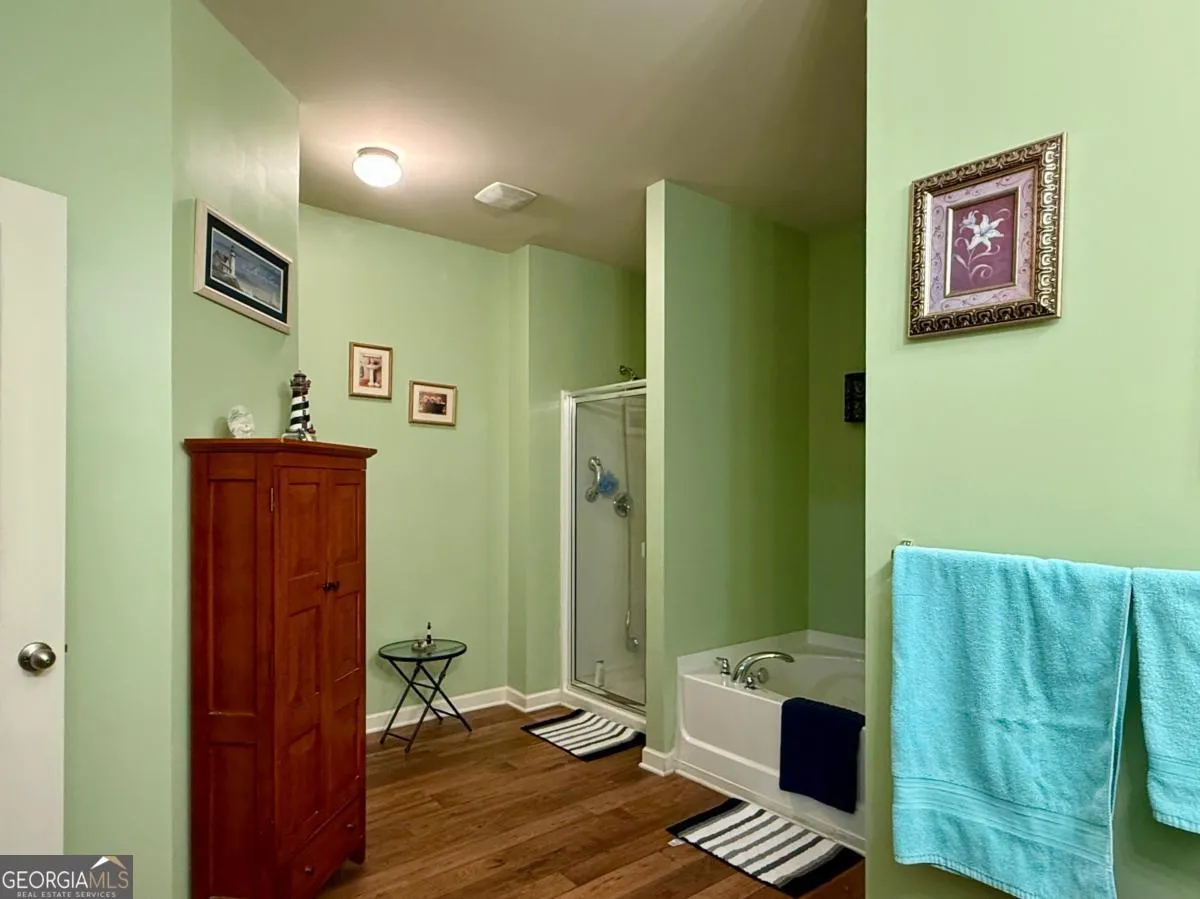 653 Scotland Dr — photo 16 of 51