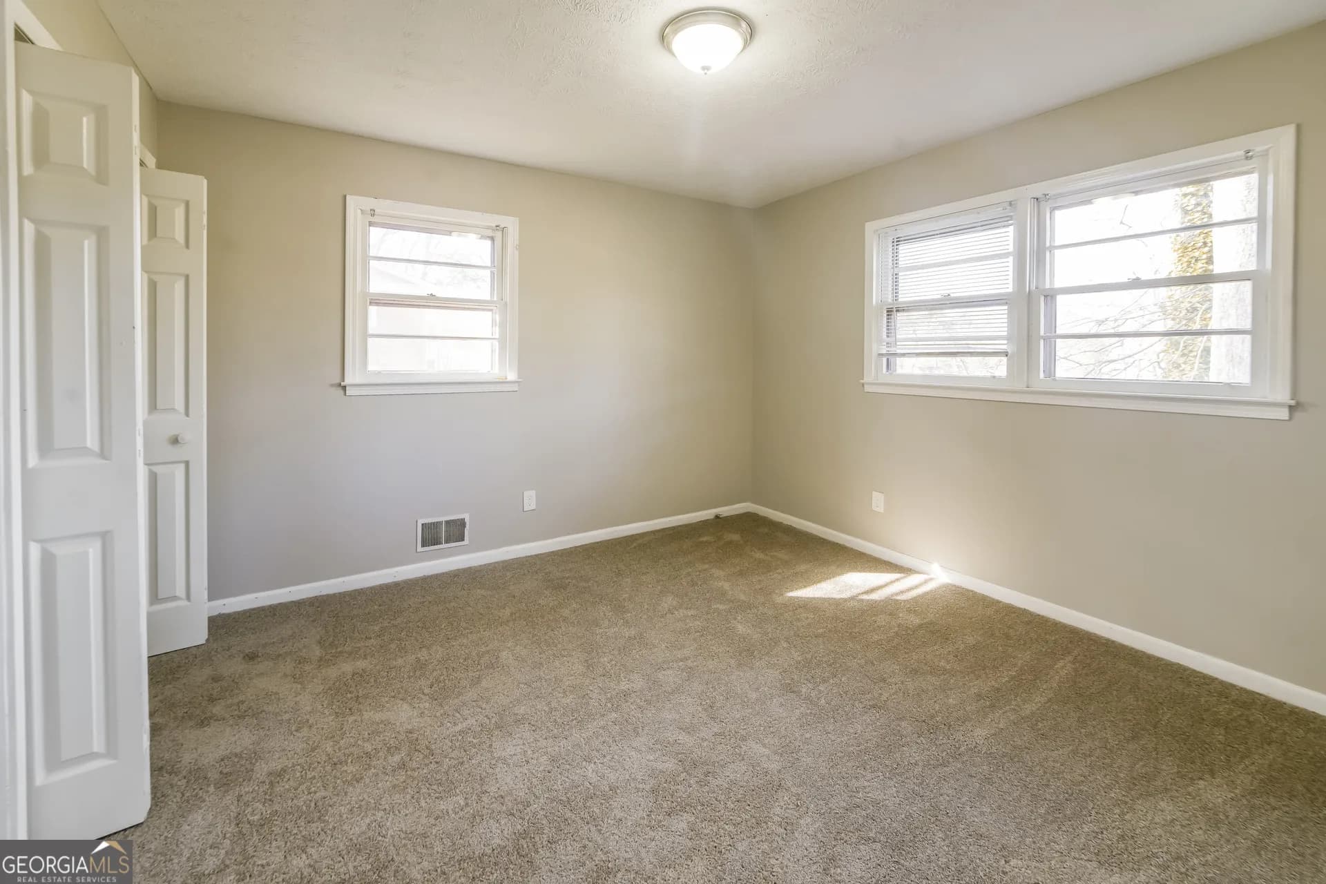 4139 Wells Cir — photo 4 of 21
