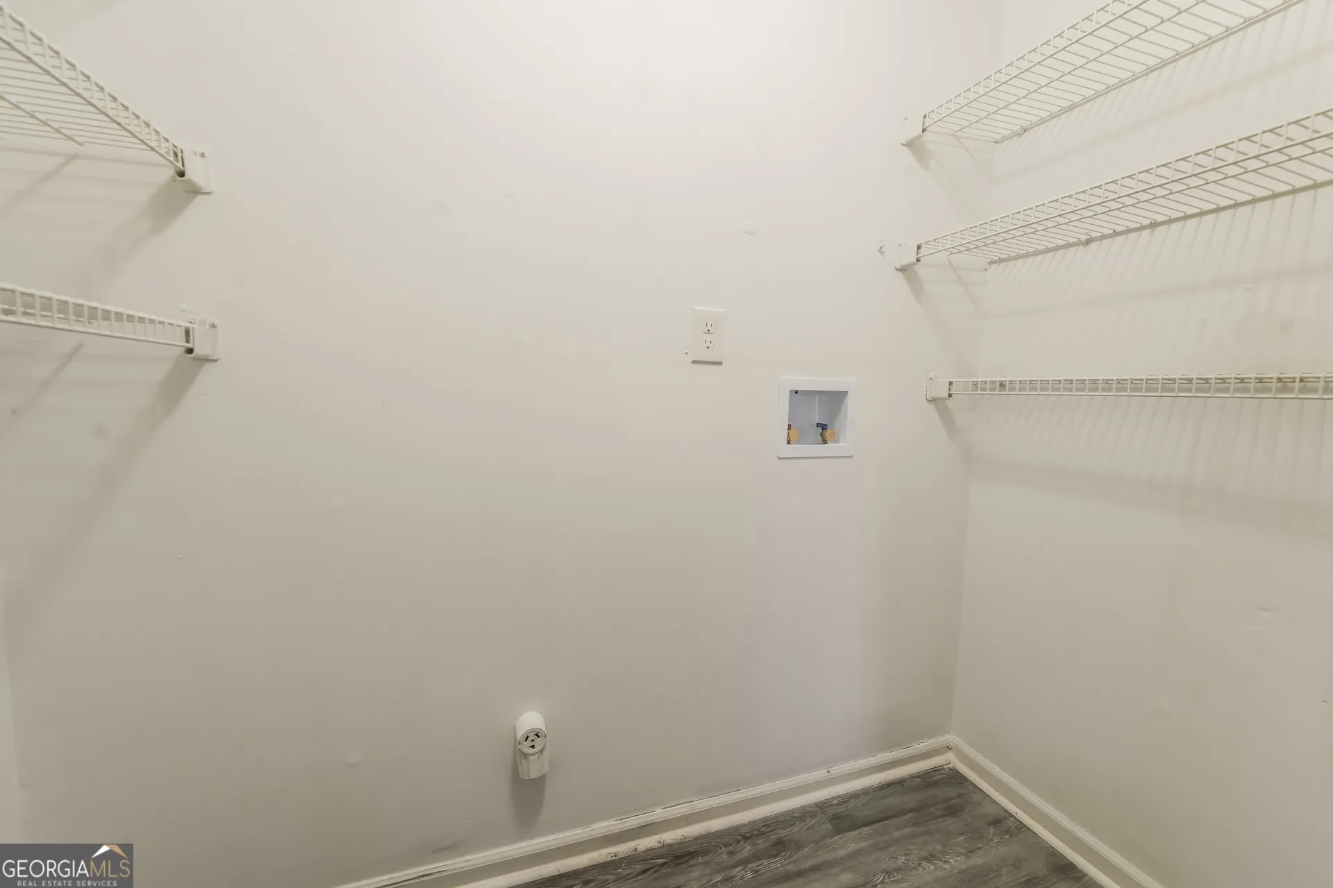 4139 Wells Cir — photo 10 of 21