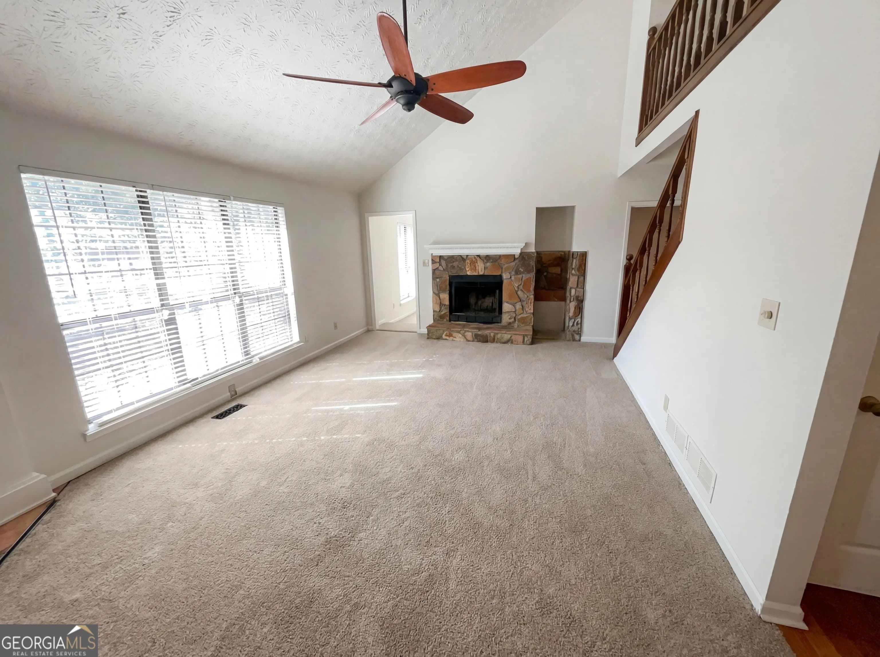 3181 Cedardale Dr — photo 12 of 19