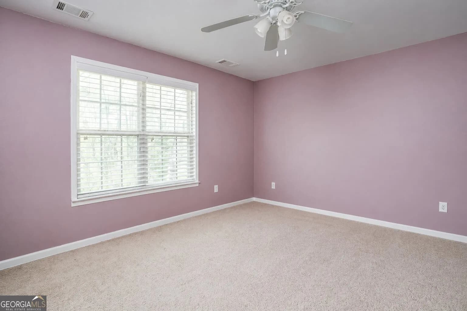 5160 Lakeview Pkwy — photo 5 of 40