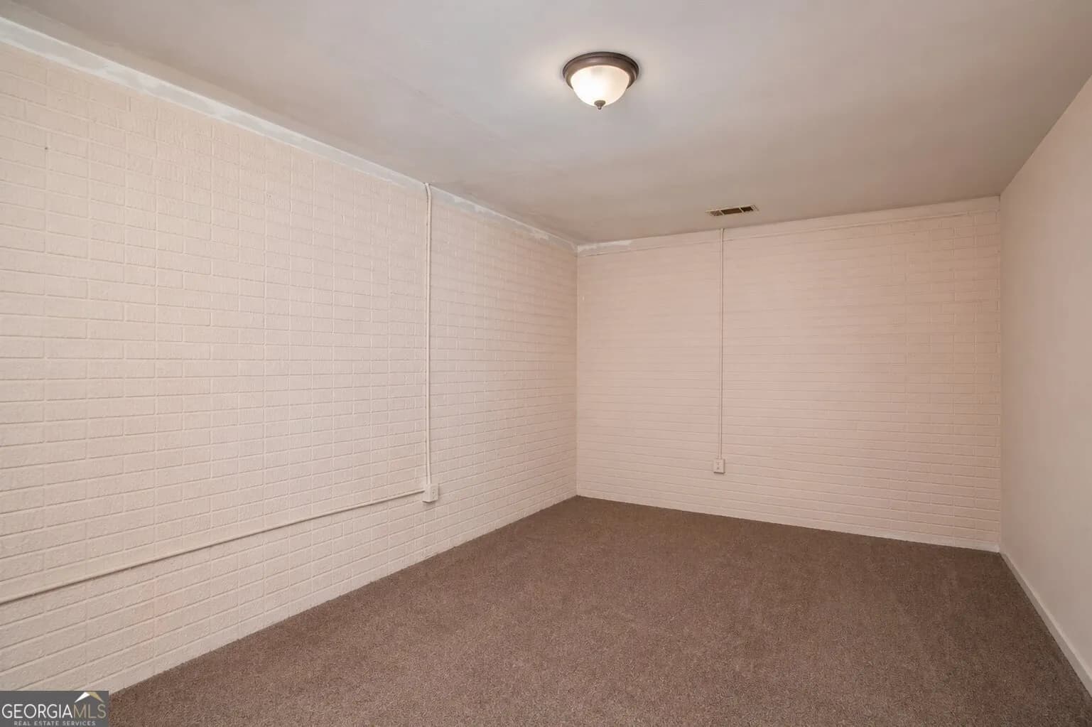 5160 Lakeview Pkwy — photo 14 of 40