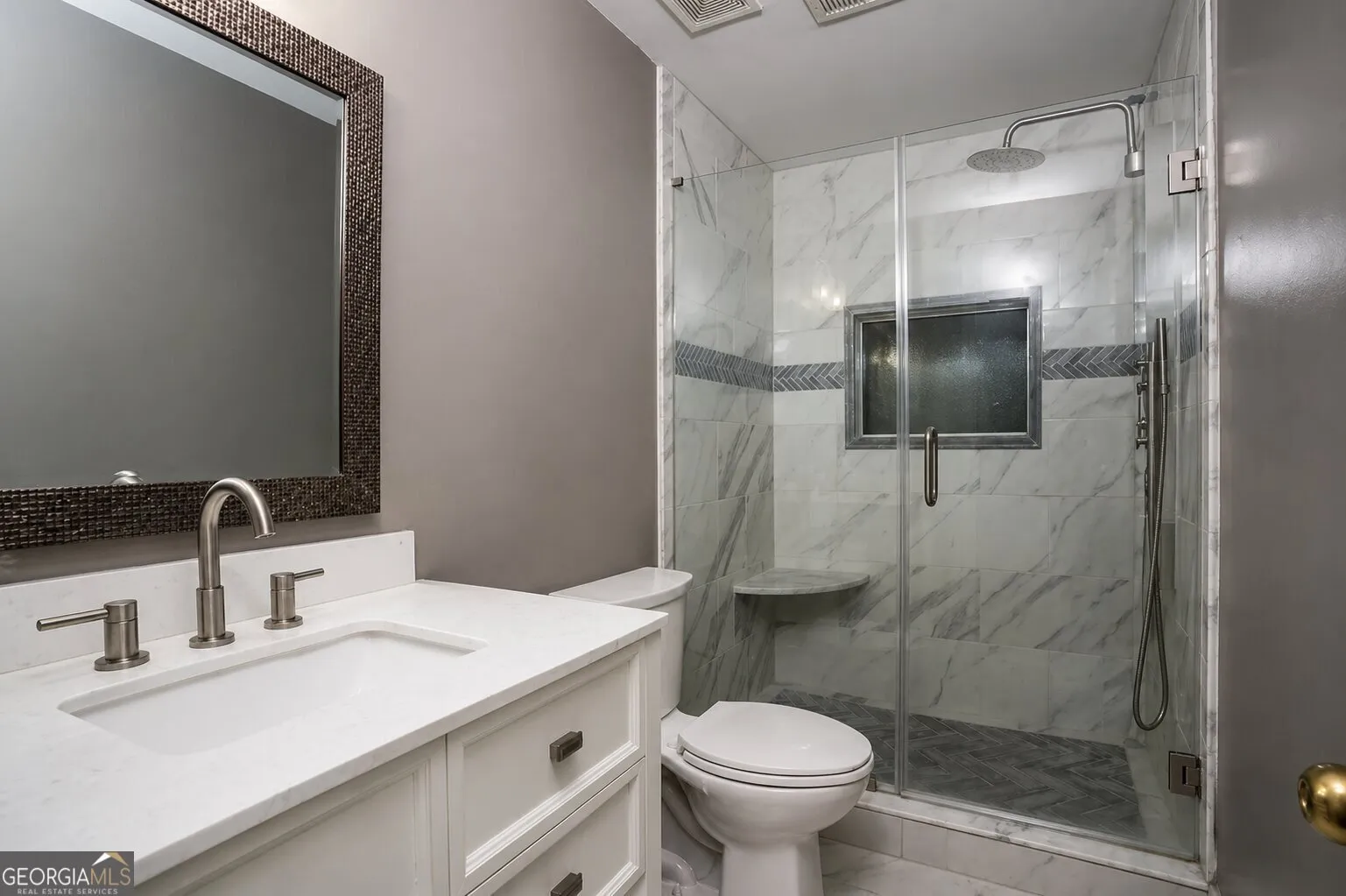 5160 Lakeview Pkwy — photo 10 of 40