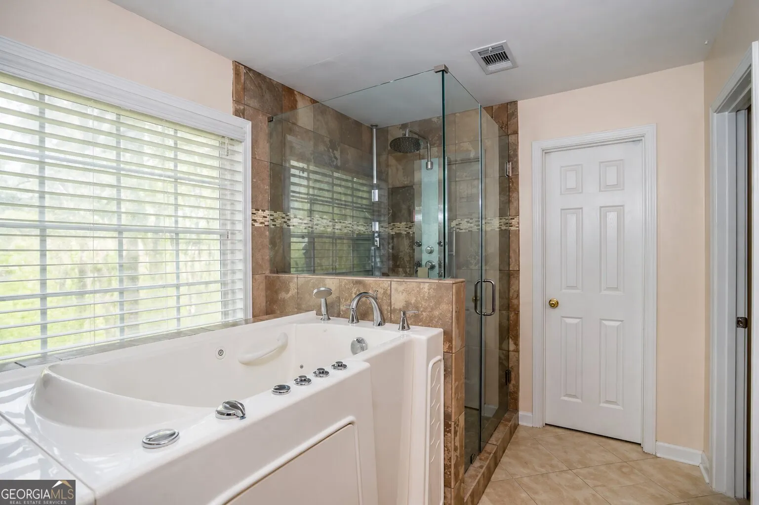 5160 Lakeview Pkwy — photo 4 of 40