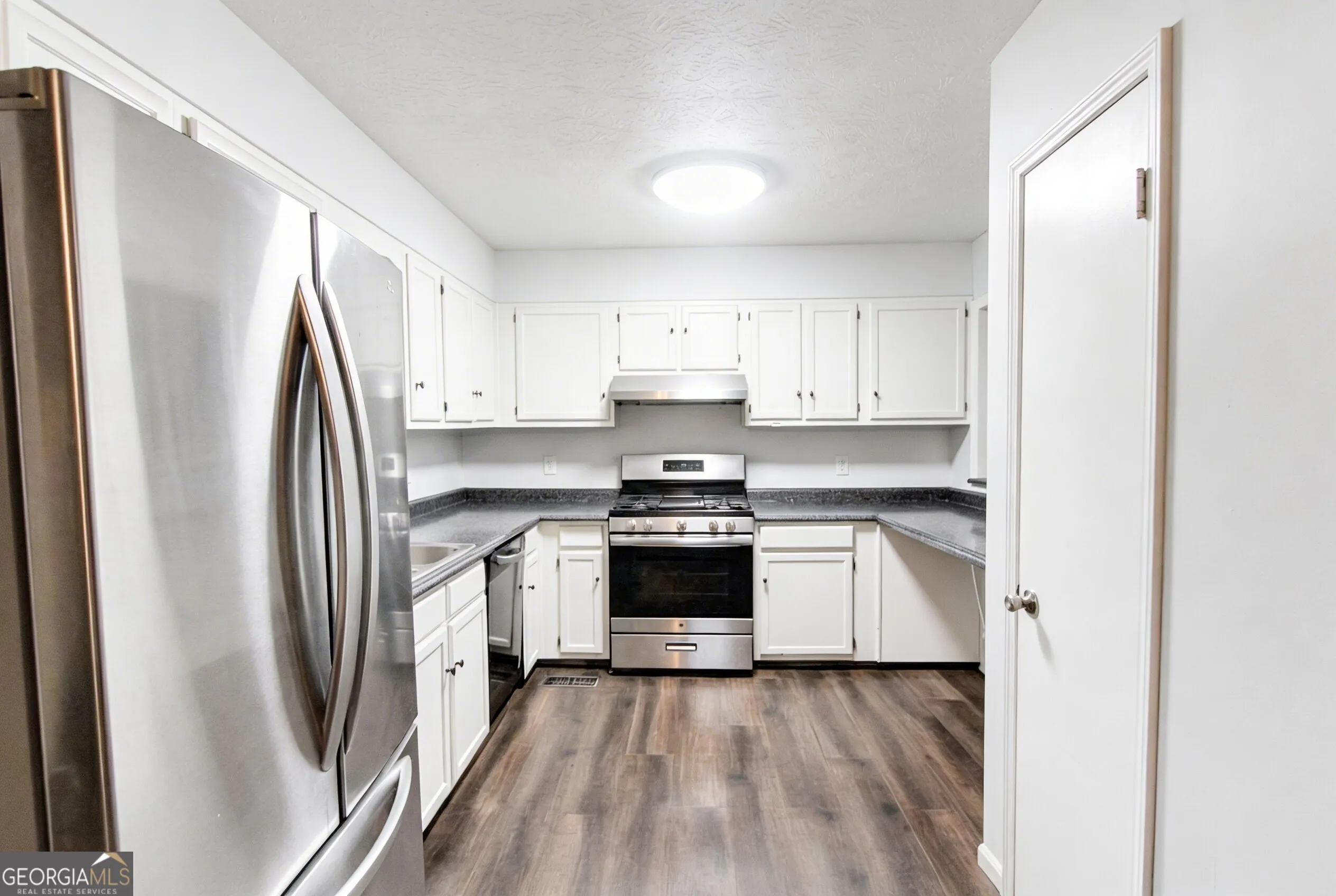 4085 Bent Oak Ct — photo 11 of 39