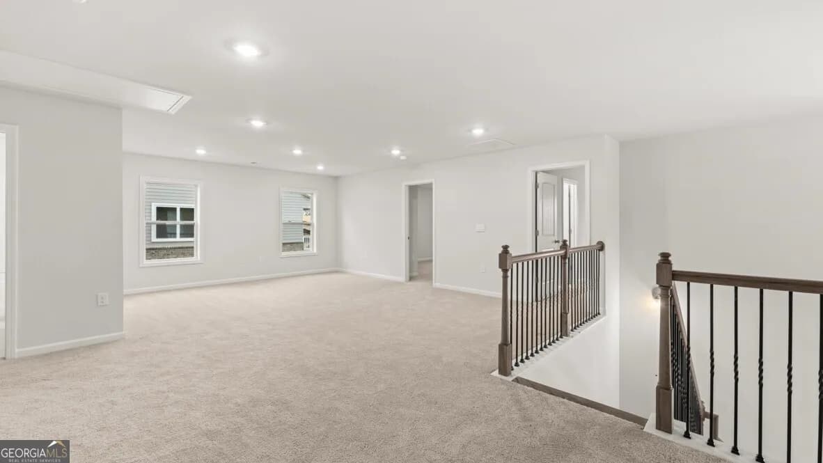 179 Parkview Dr — photo 10 of 36