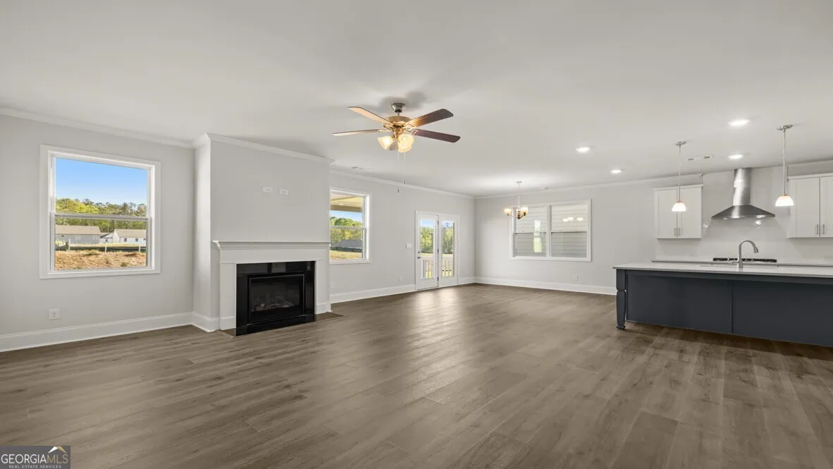 133 Parkview Dr — photo 4 of 31