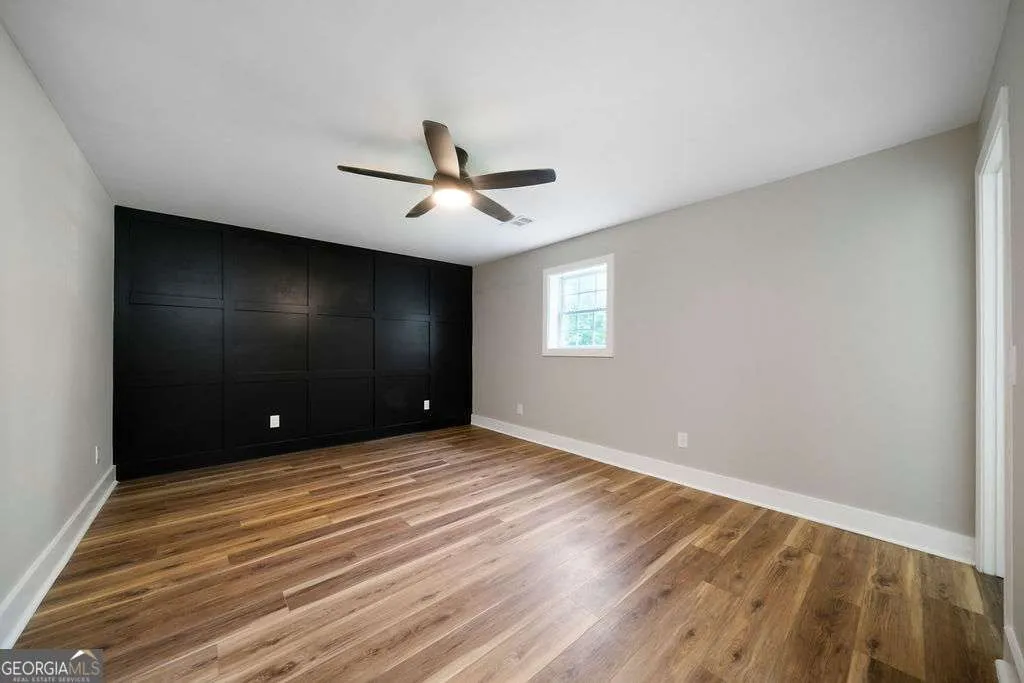 6488 Nebo Rd — photo 15 of 32
