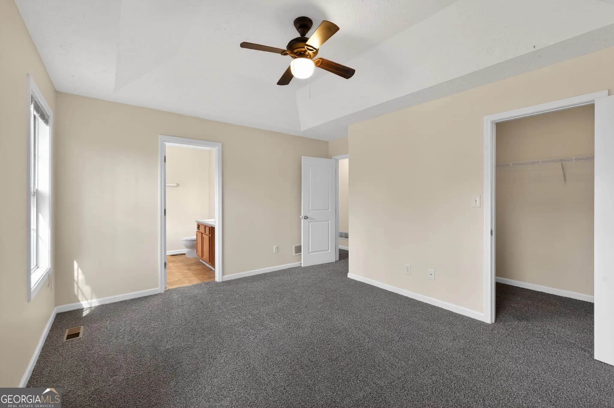 107 Chief Ct — photo 4 of 34
