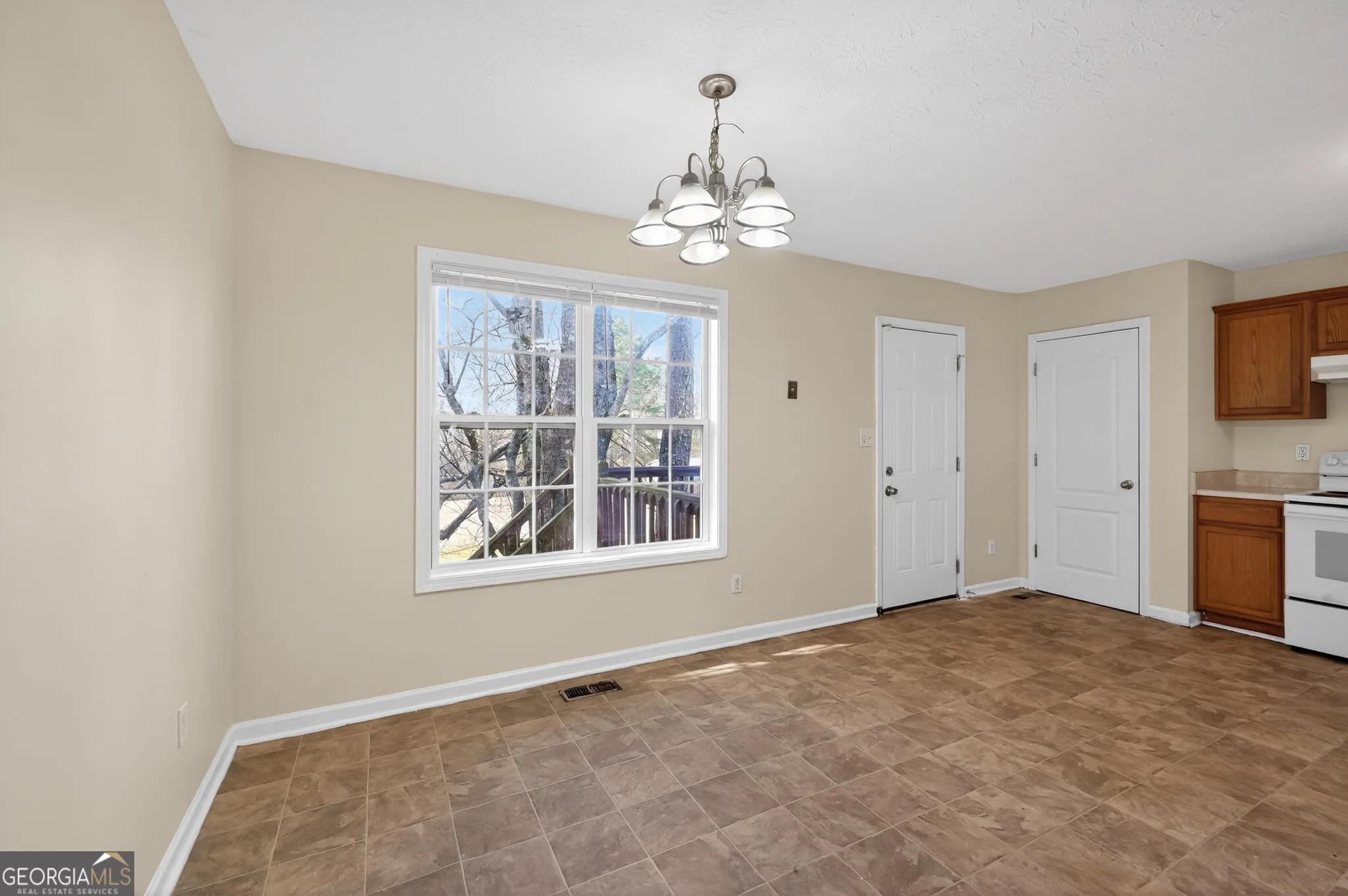 107 Chief Ct — photo 32 of 34