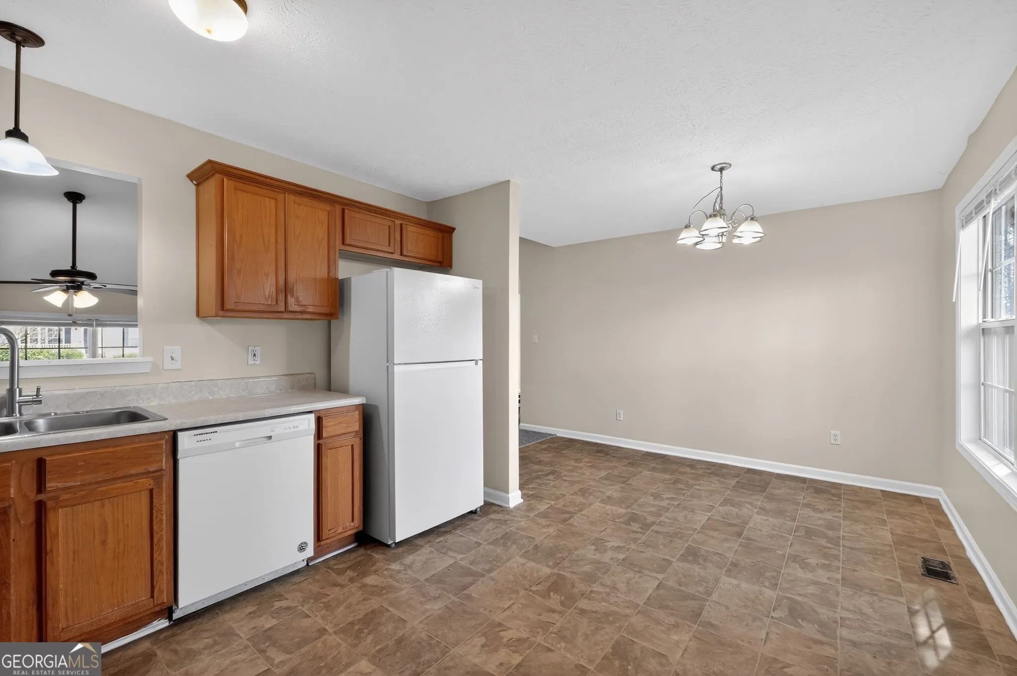 107 Chief Ct — photo 30 of 34