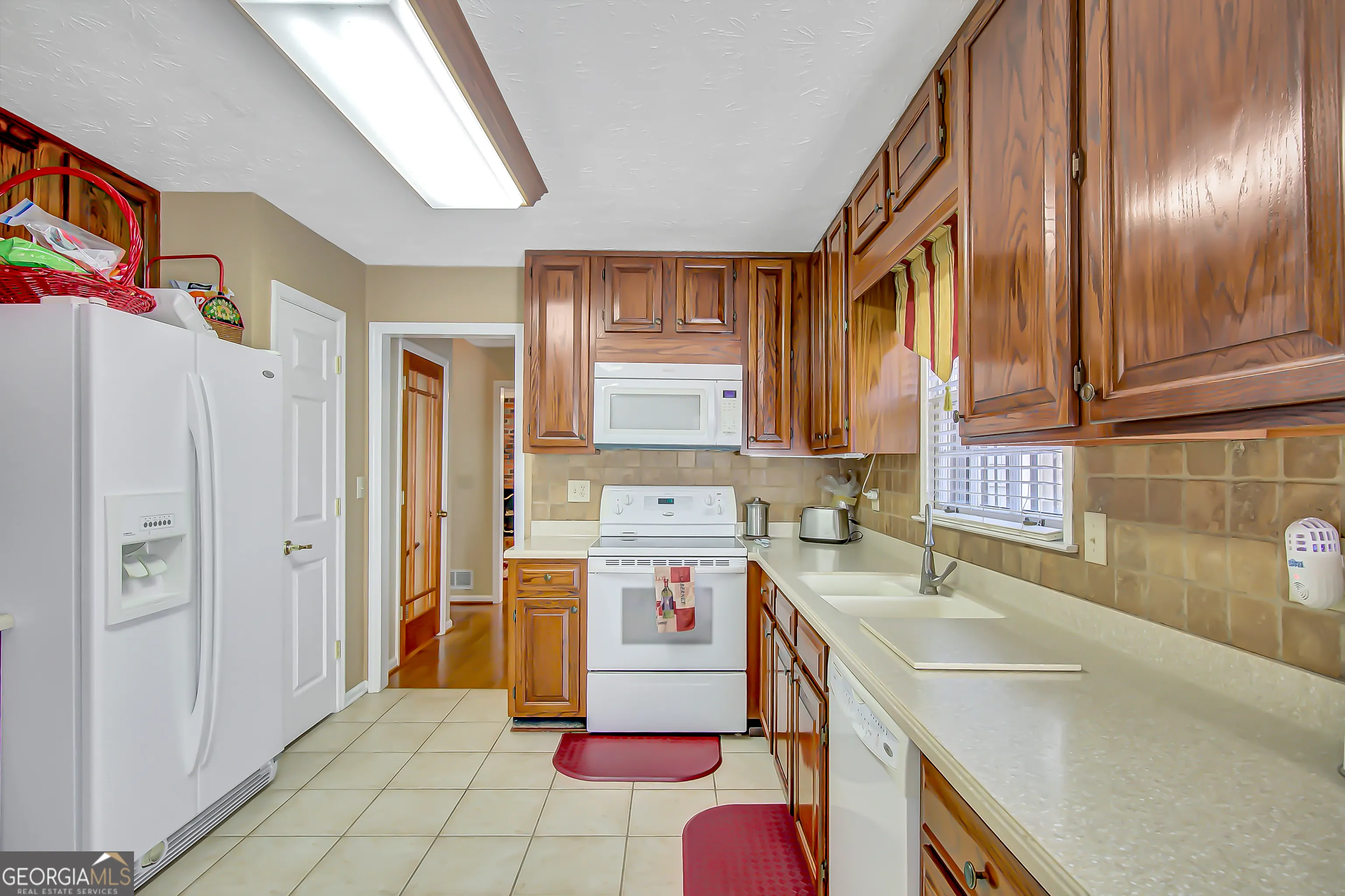 6450 Lake Sara Glen Dr — photo 33 of 107