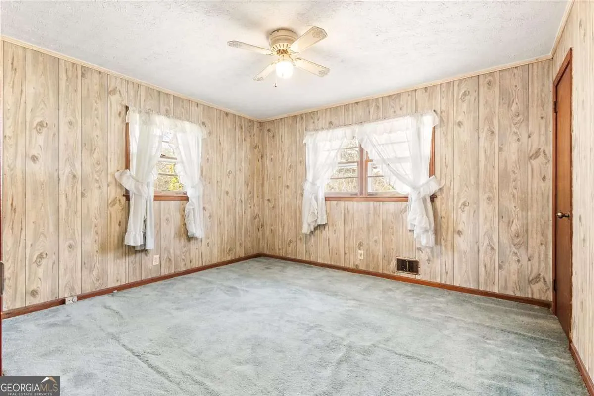 9988 Stockmar Rd — photo 16 of 36
