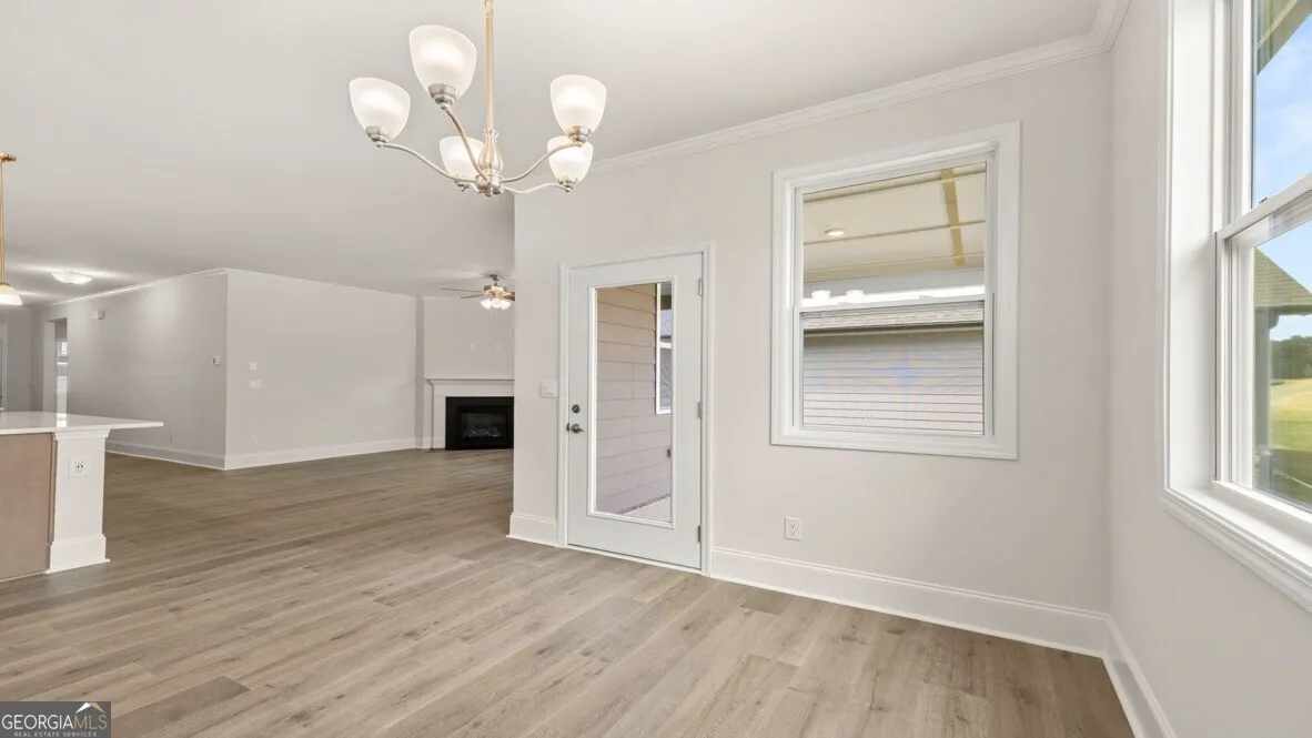 38 Lakeview Pt — photo 6 of 40