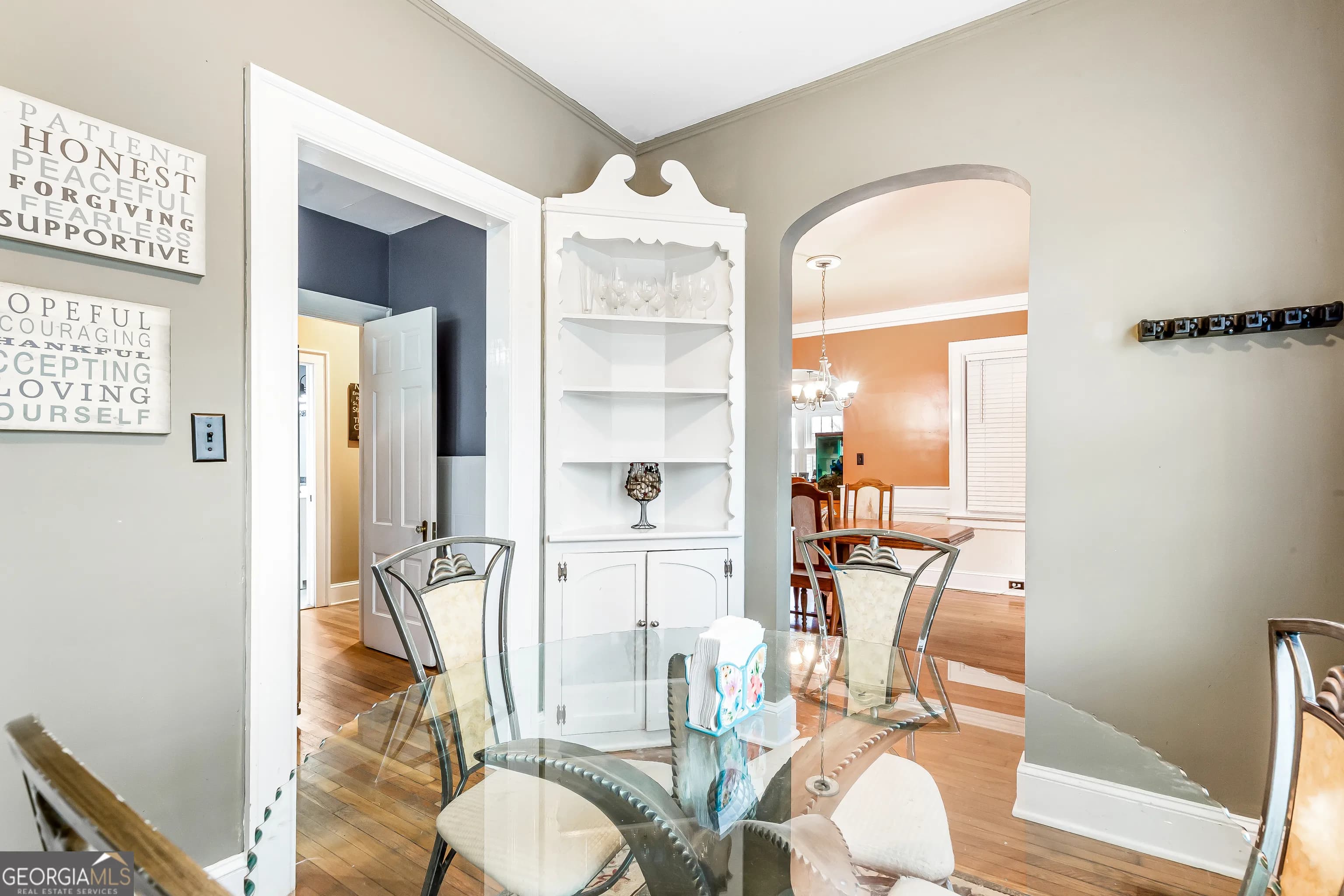113 W Gordon St — photo 8 of 52