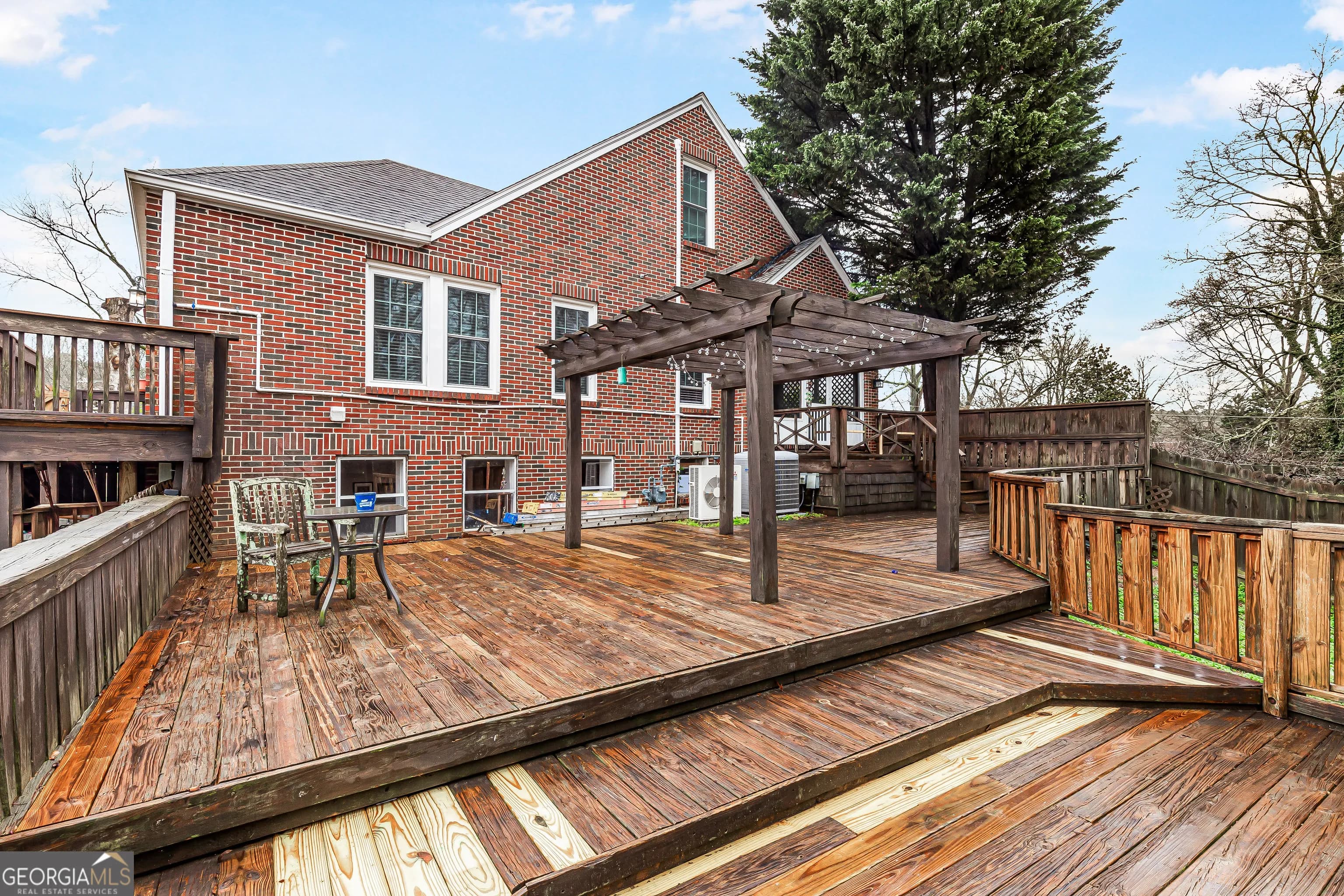 113 W Gordon St — photo 32 of 52