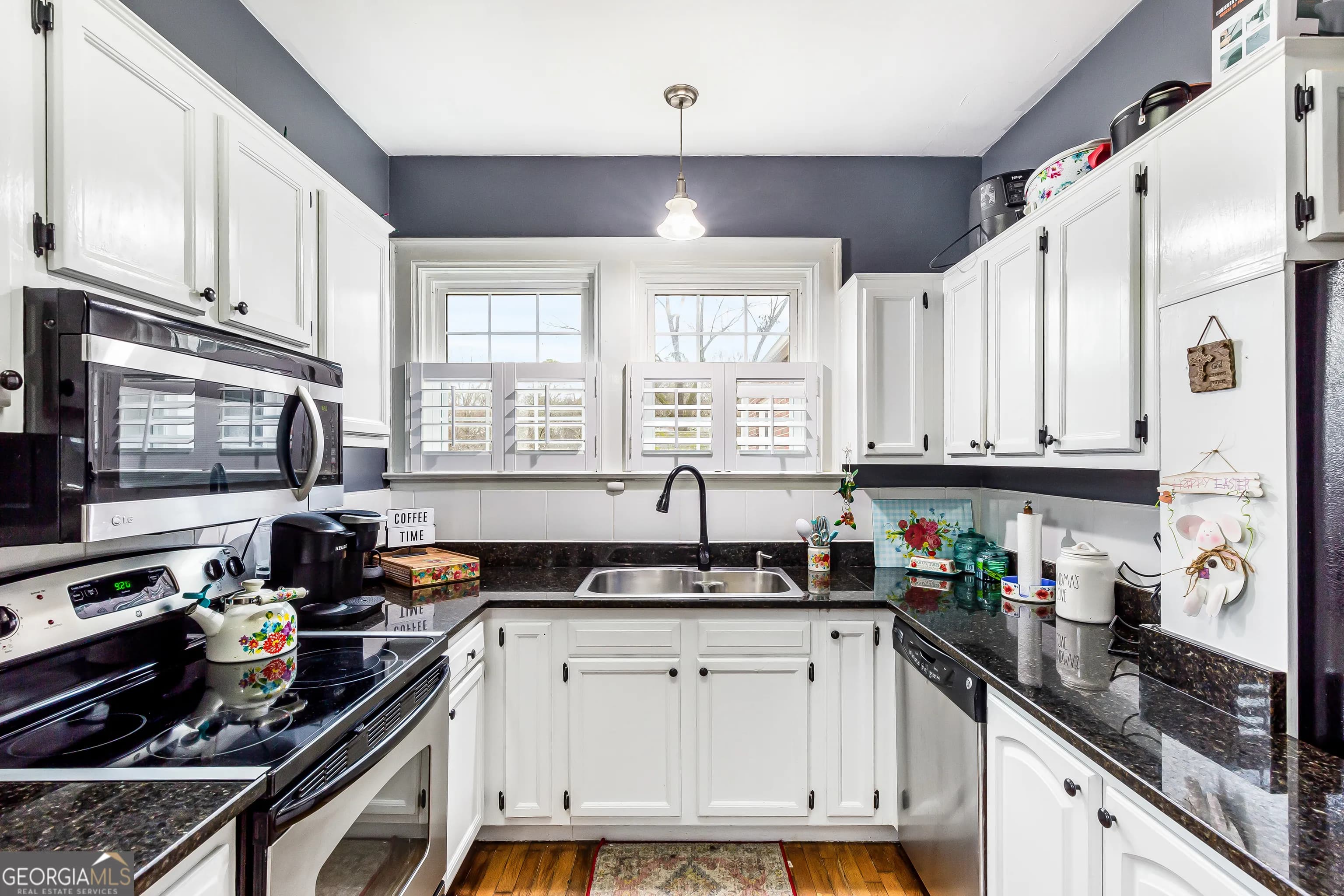 113 W Gordon St — photo 5 of 52