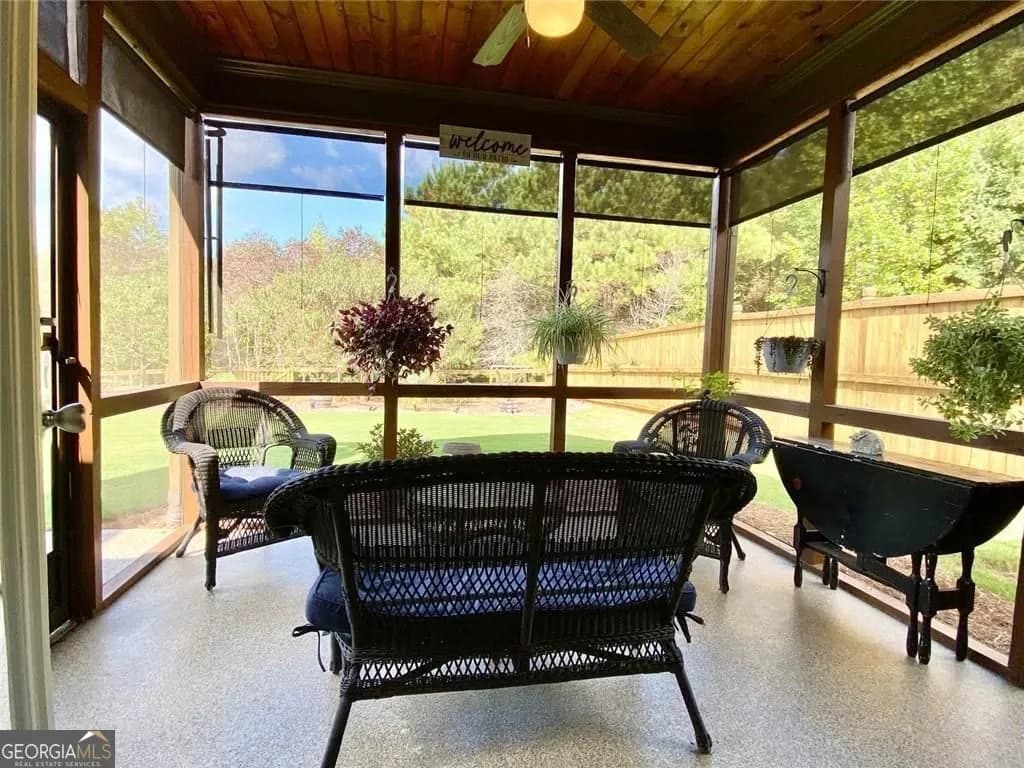204 Yorkshire Ln — photo 26 of 65