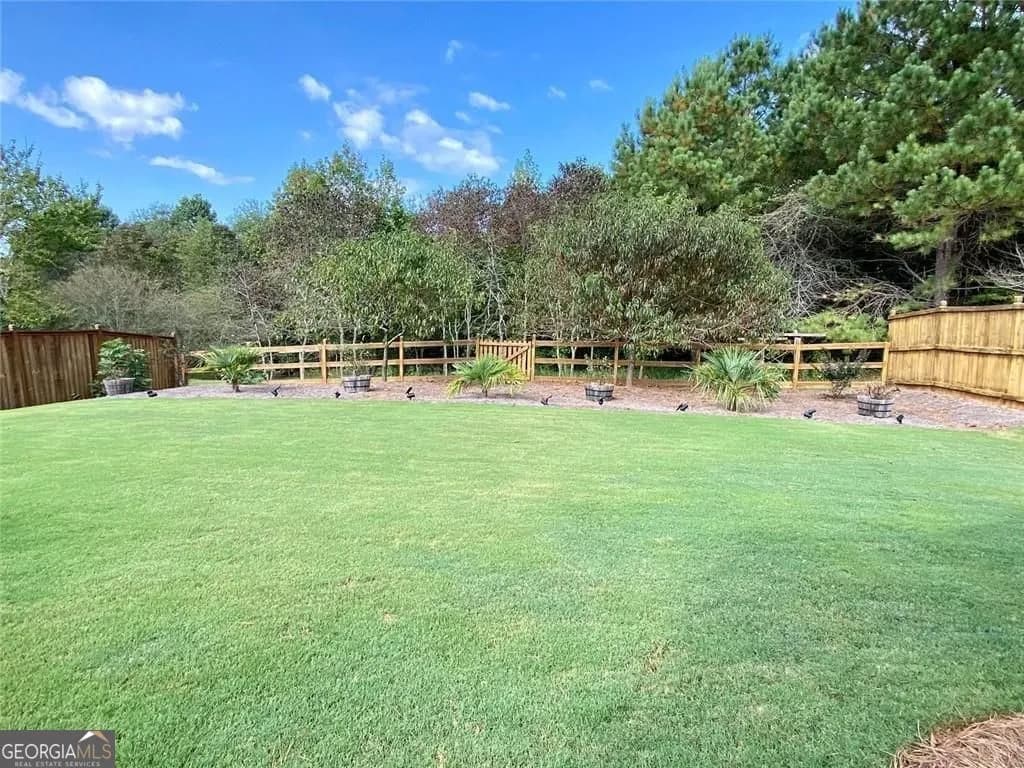 204 Yorkshire Ln — photo 40 of 65