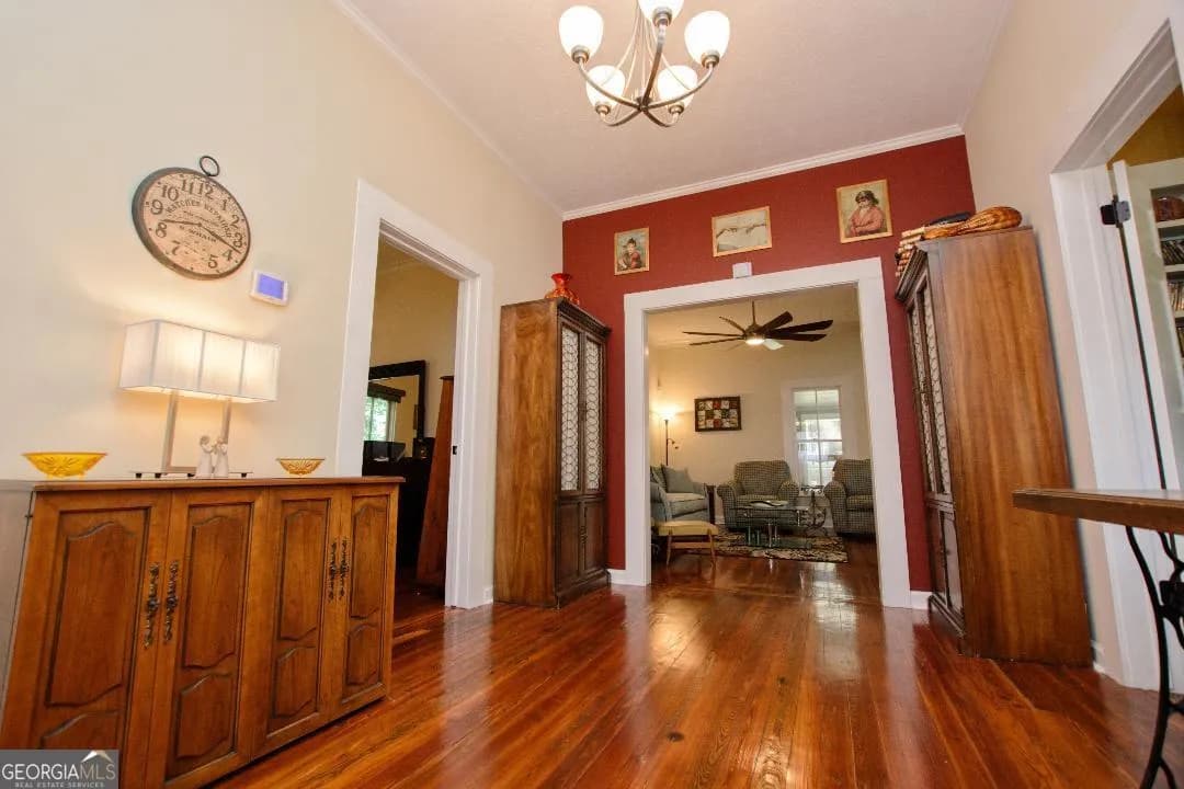 262 S Carroll Rd — photo 3 of 33