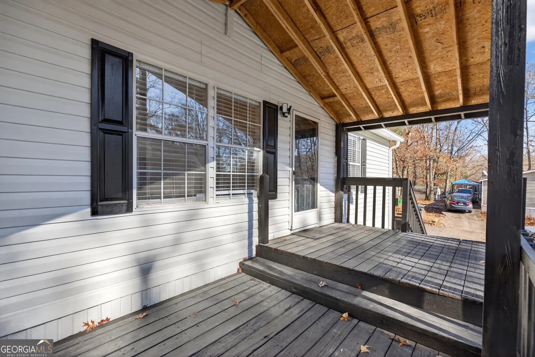 2390 Fairburn Rd — photo 2 of 21
