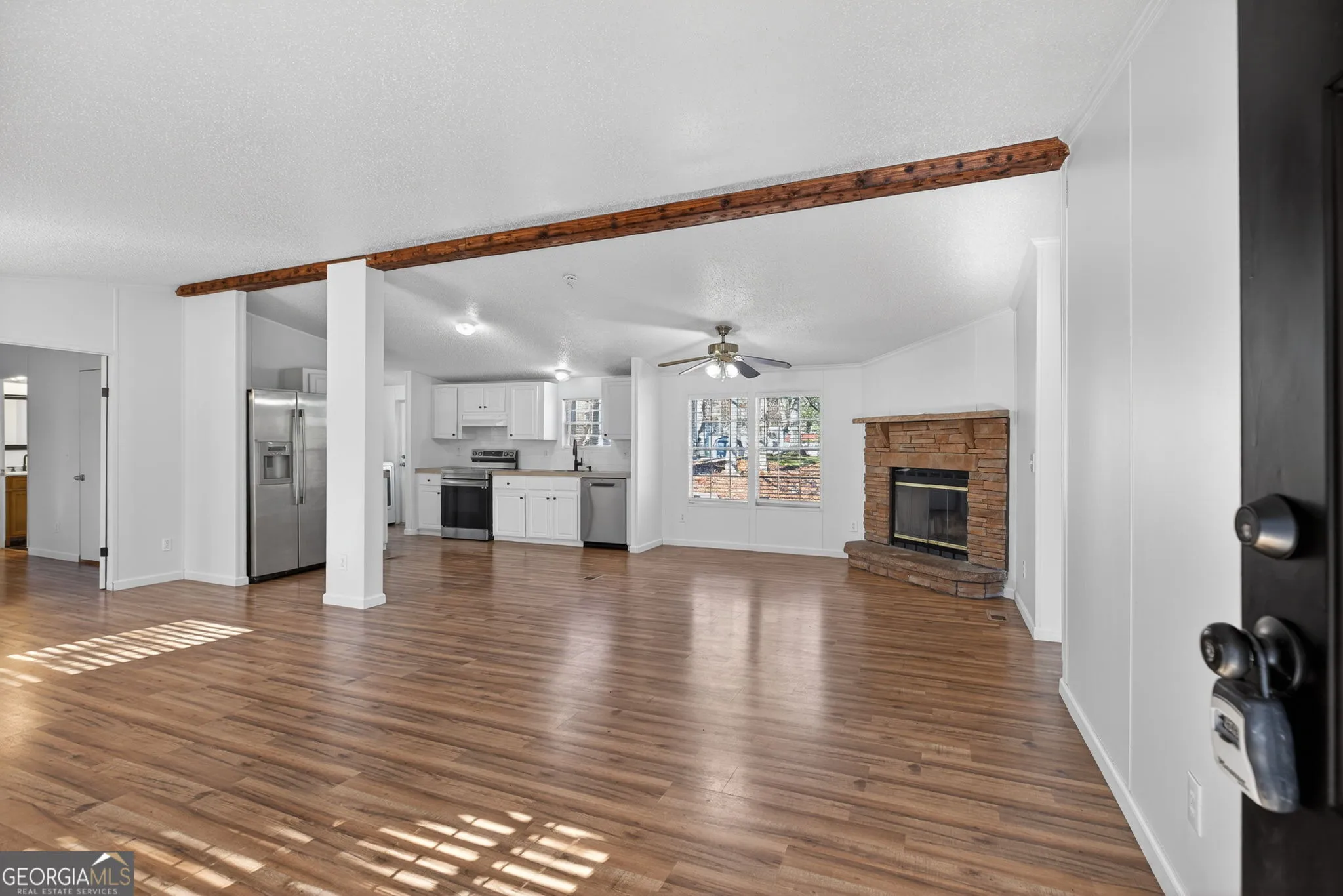 2390 Fairburn Rd — photo 13 of 21
