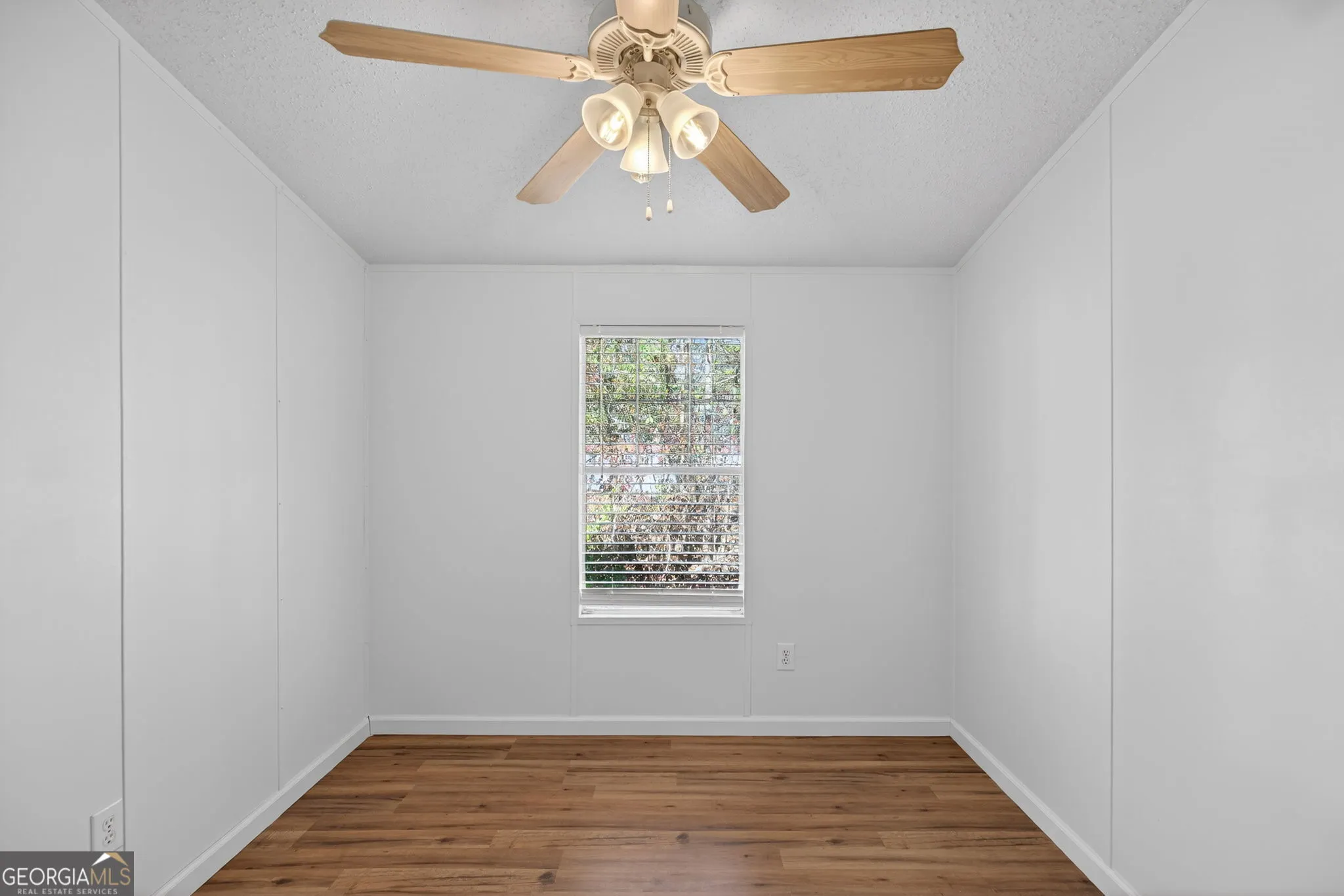 2390 Fairburn Rd — photo 11 of 21