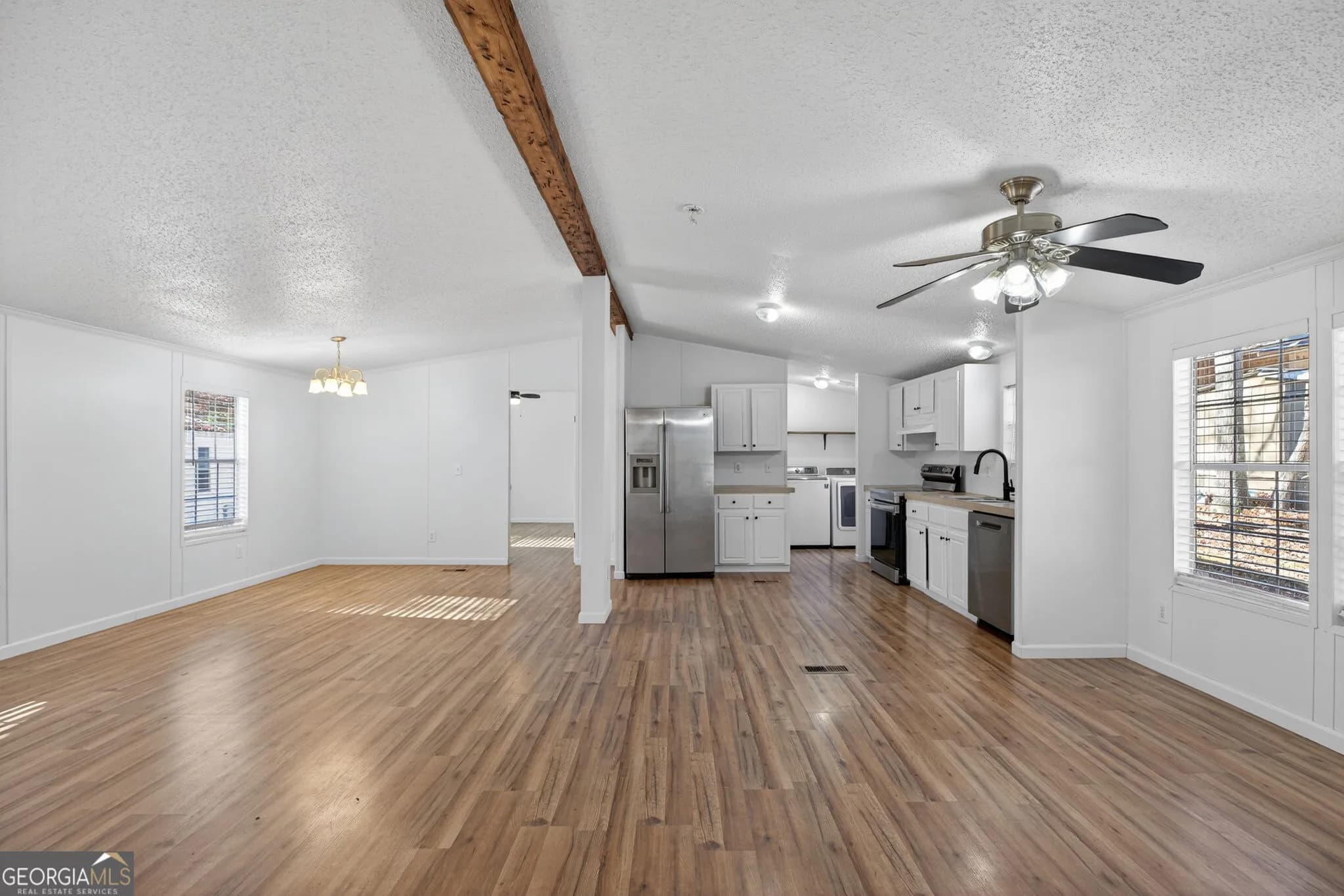2390 Fairburn Rd — photo 21 of 21