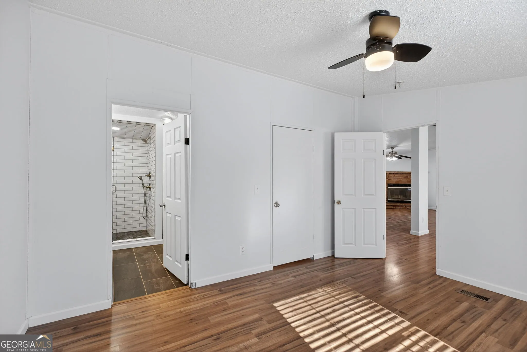 2390 Fairburn Rd — photo 6 of 21