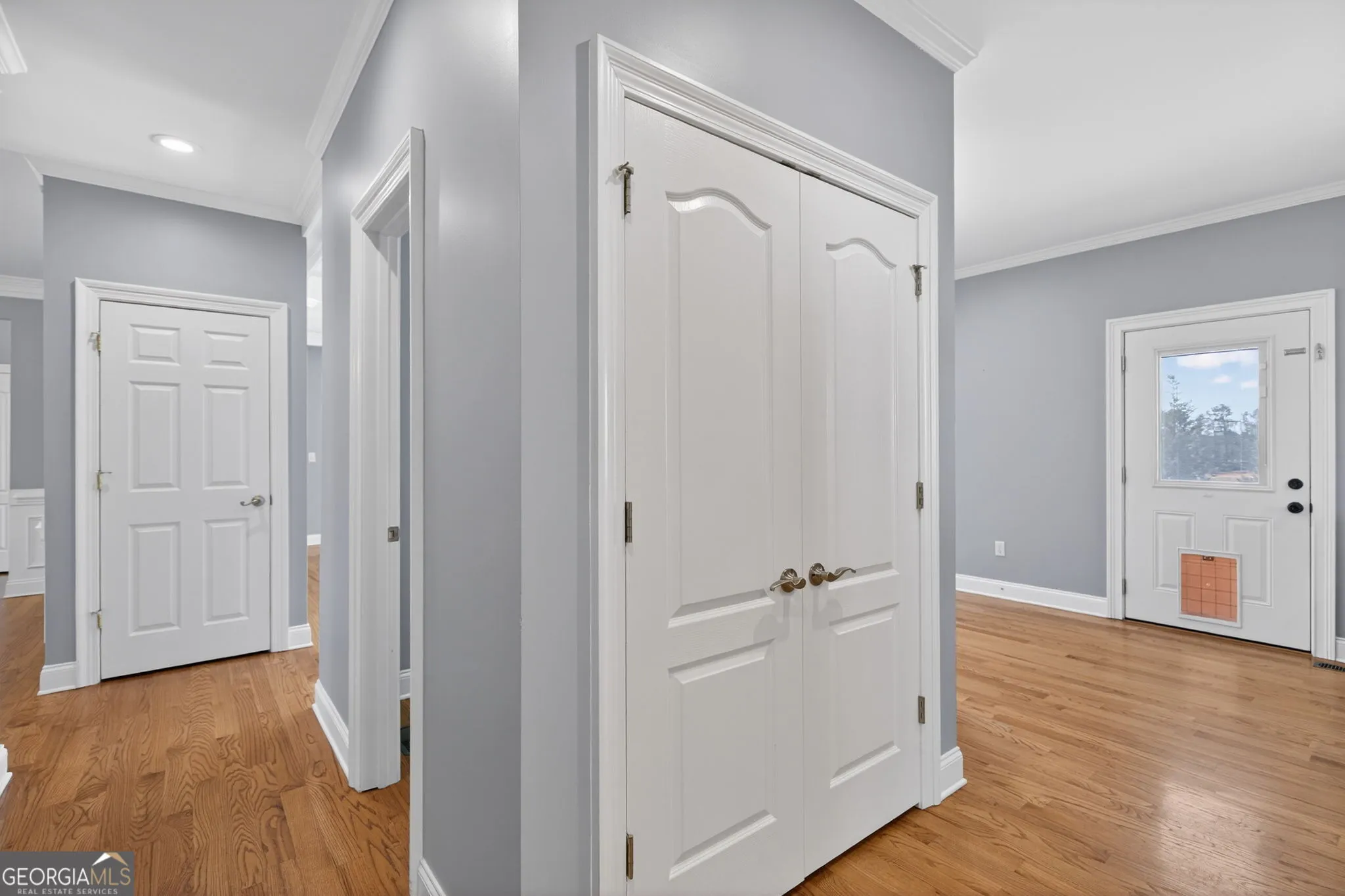 8967 Midlothian Ct — photo 16 of 44