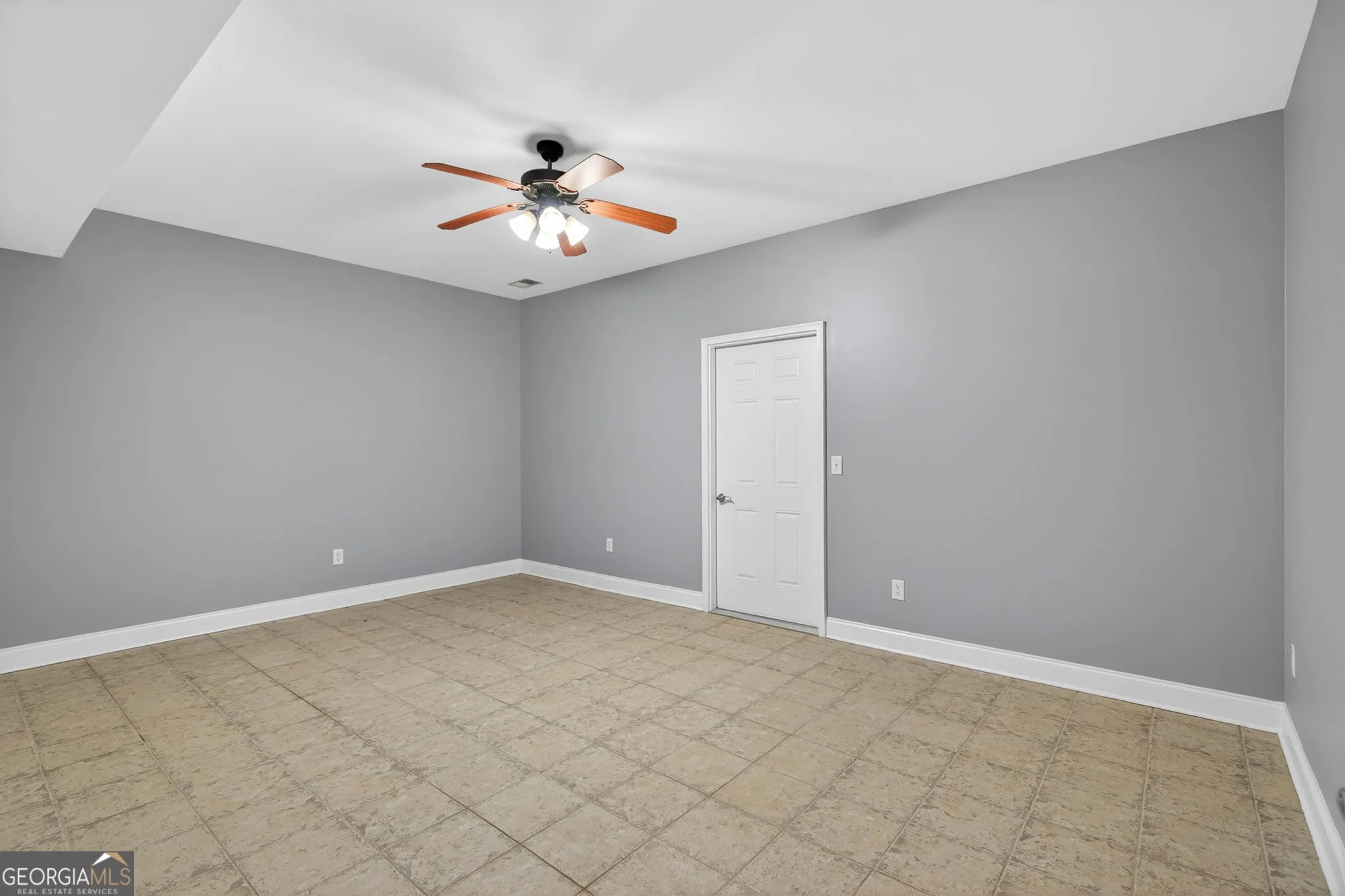 8967 Midlothian Ct — photo 20 of 44