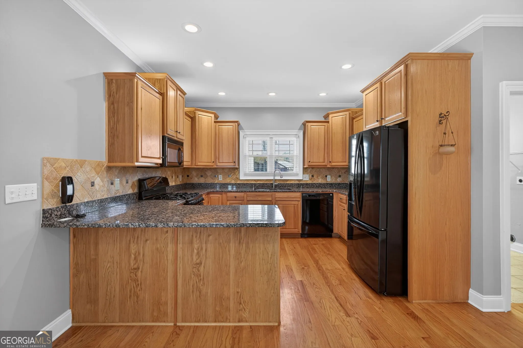 8967 Midlothian Ct — photo 10 of 44