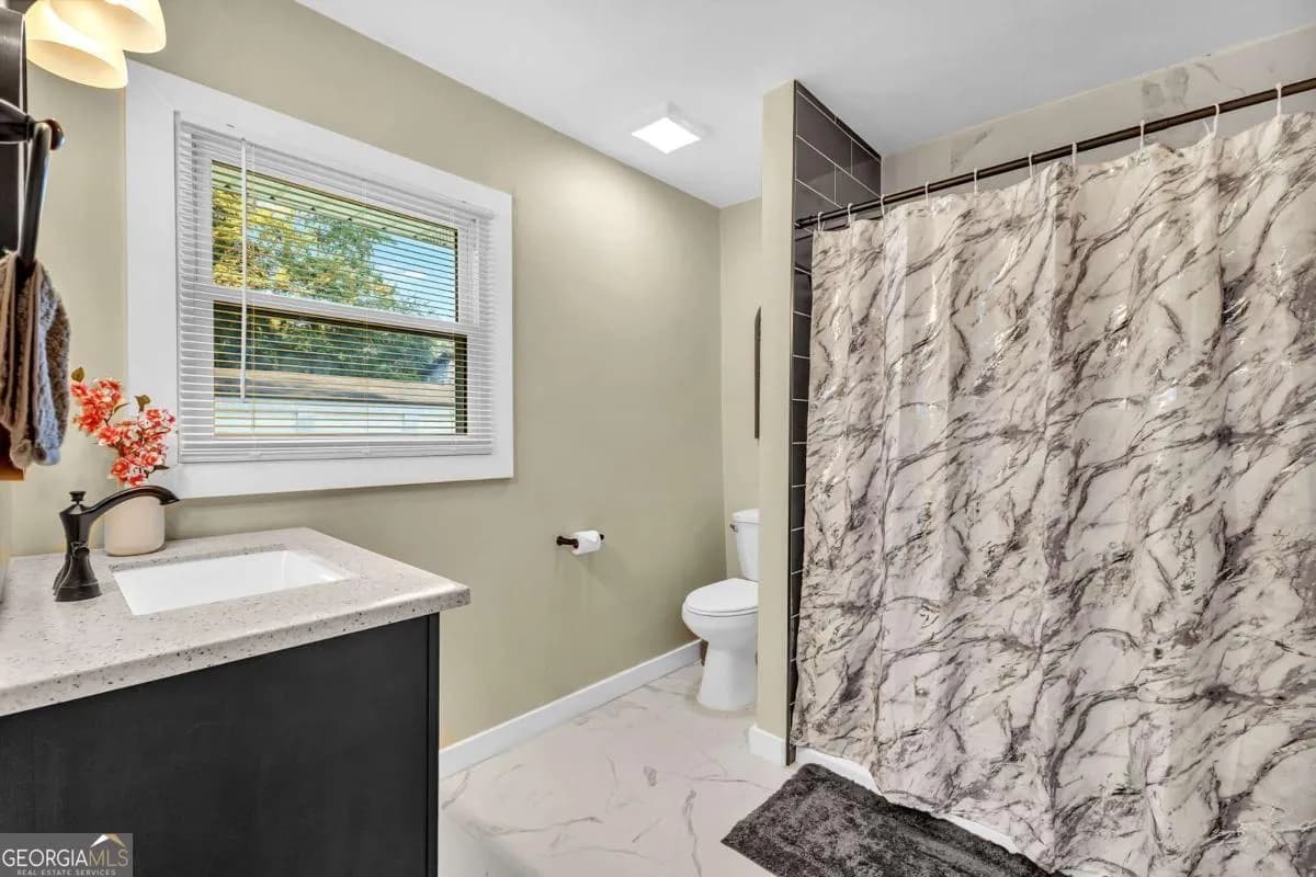 288 Valerie Cir — photo 11 of 25