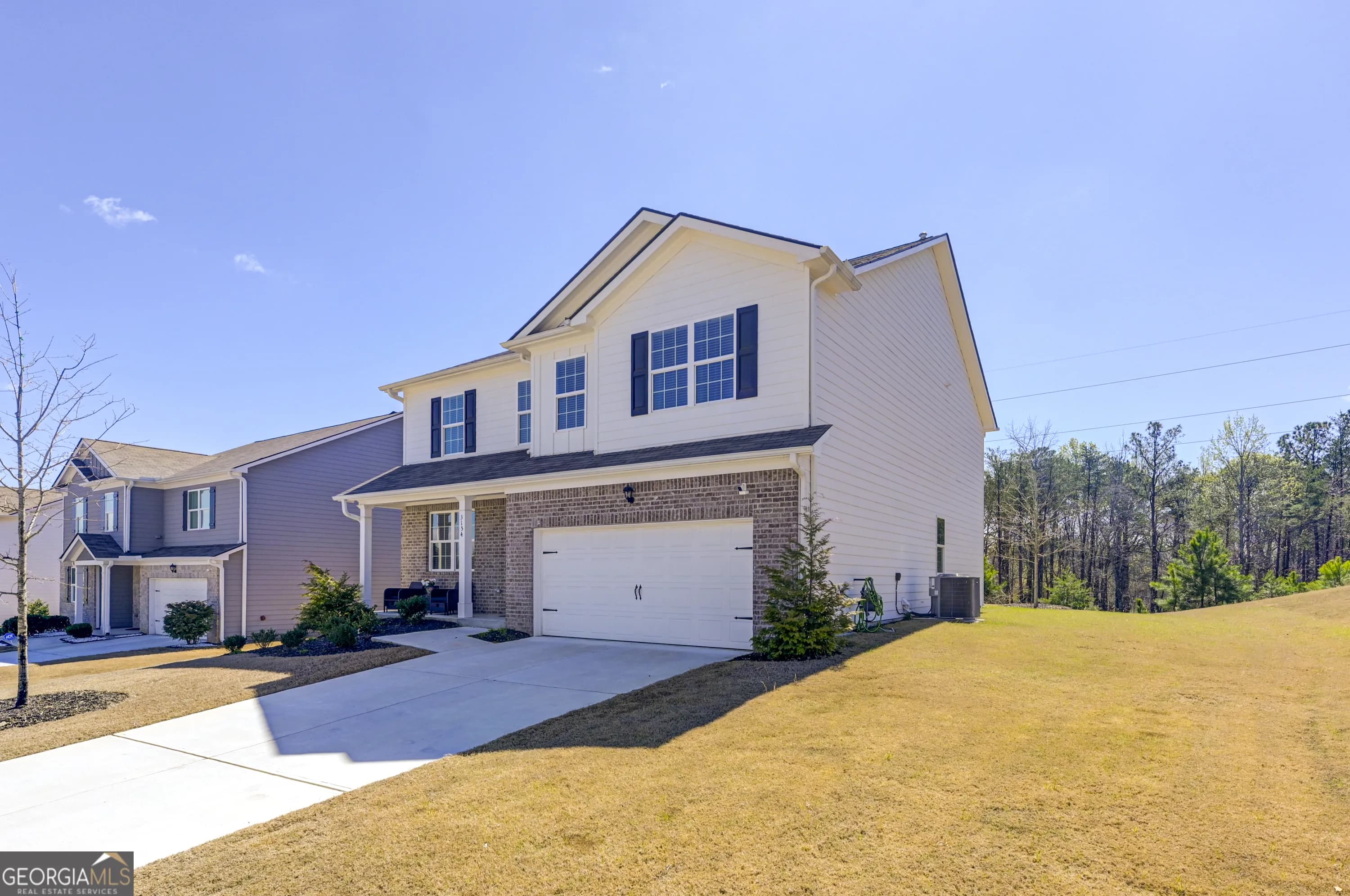 3154 Ellenton Dr — photo 2 of 42