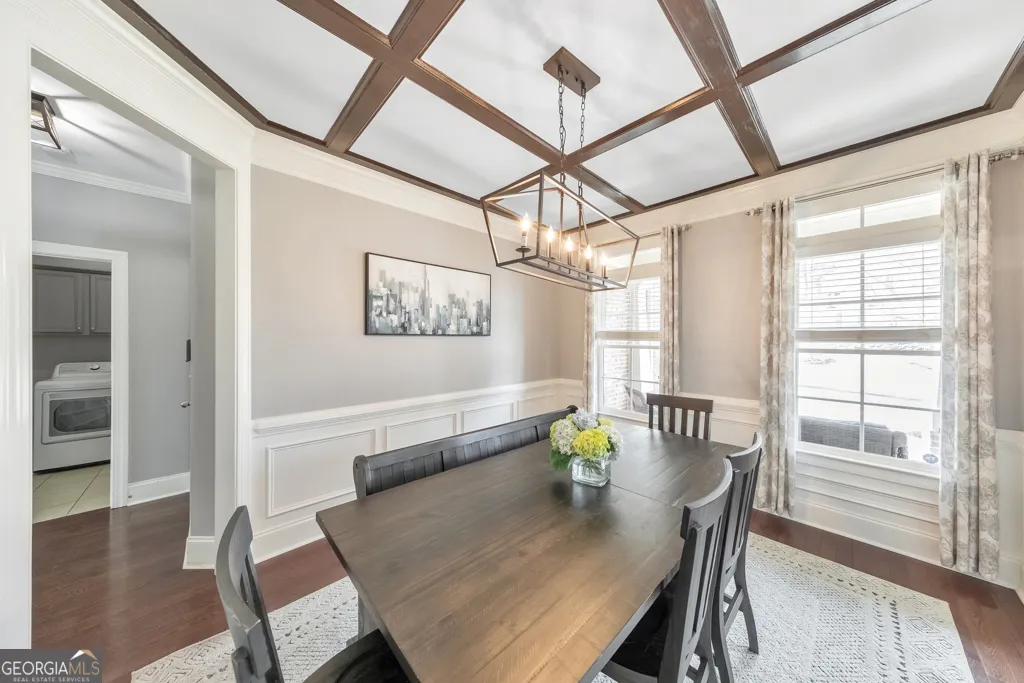 62 Applewood Ln — photo 3 of 80