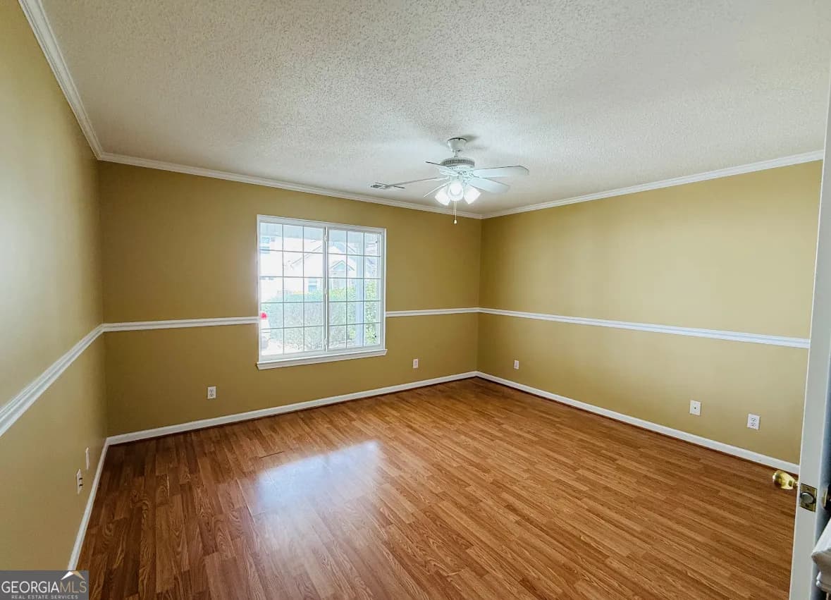 153 Crest Pointe — photo 10 of 25