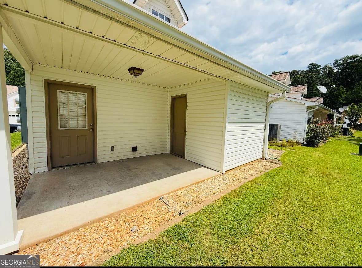 153 Crest Pointe — photo 15 of 25