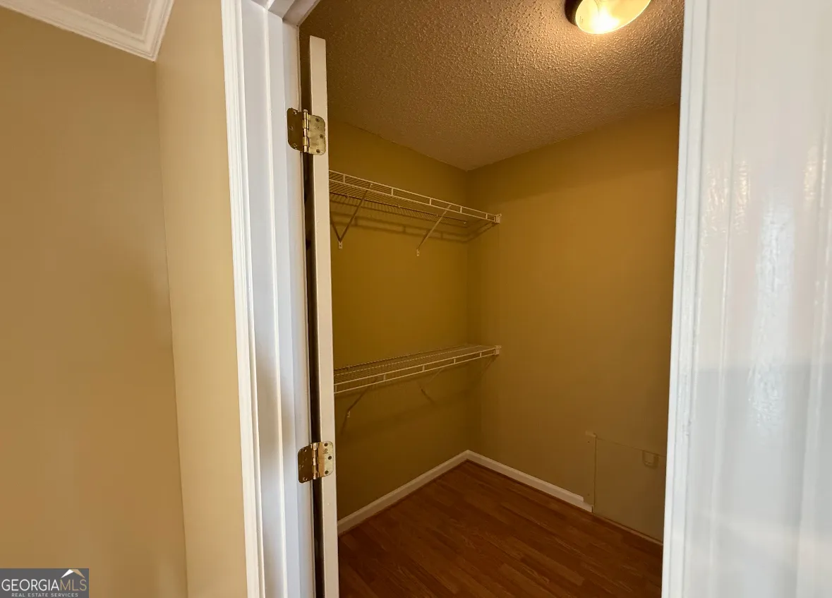 153 Crest Pointe — photo 8 of 25