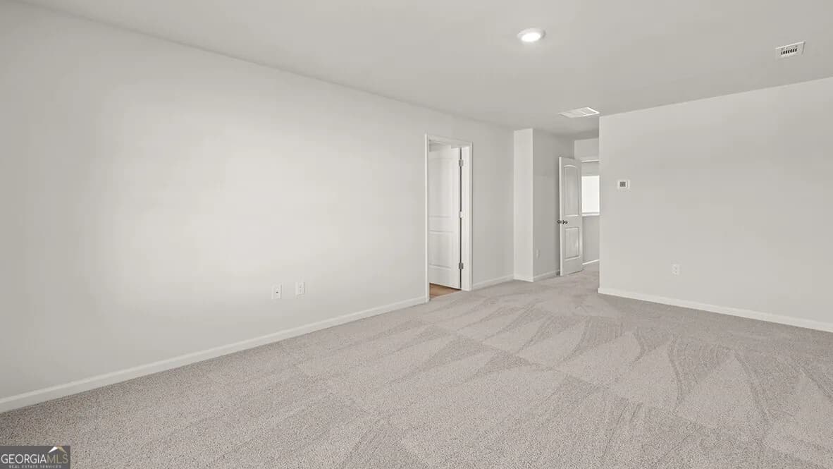 3736 Skylar Dr — photo 9 of 33