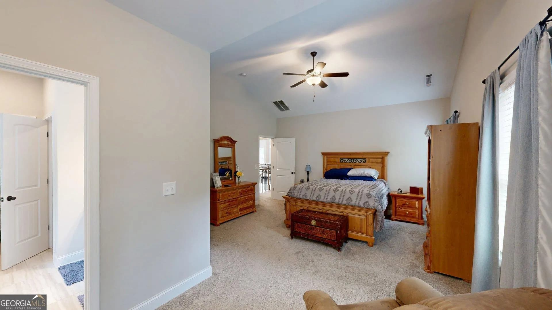 97 Denny Cir — photo 7 of 41