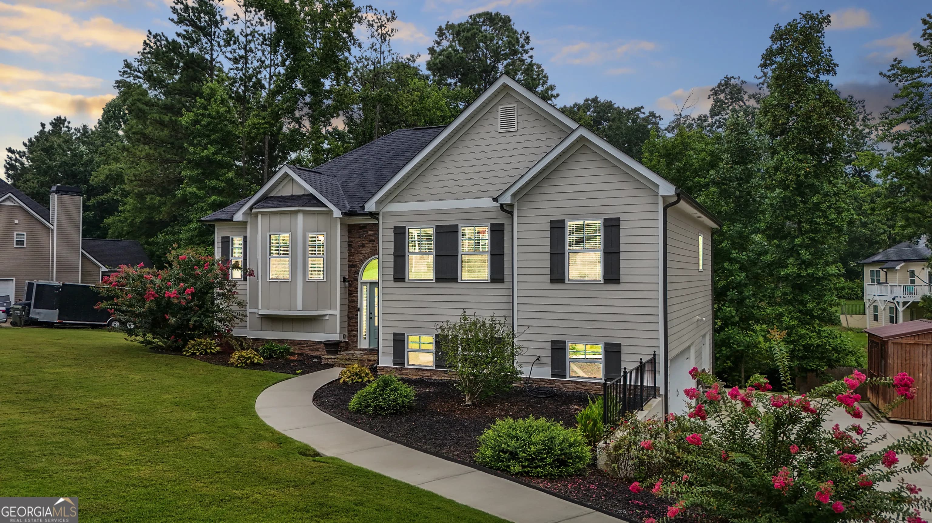 97 Denny Cir, Dallas