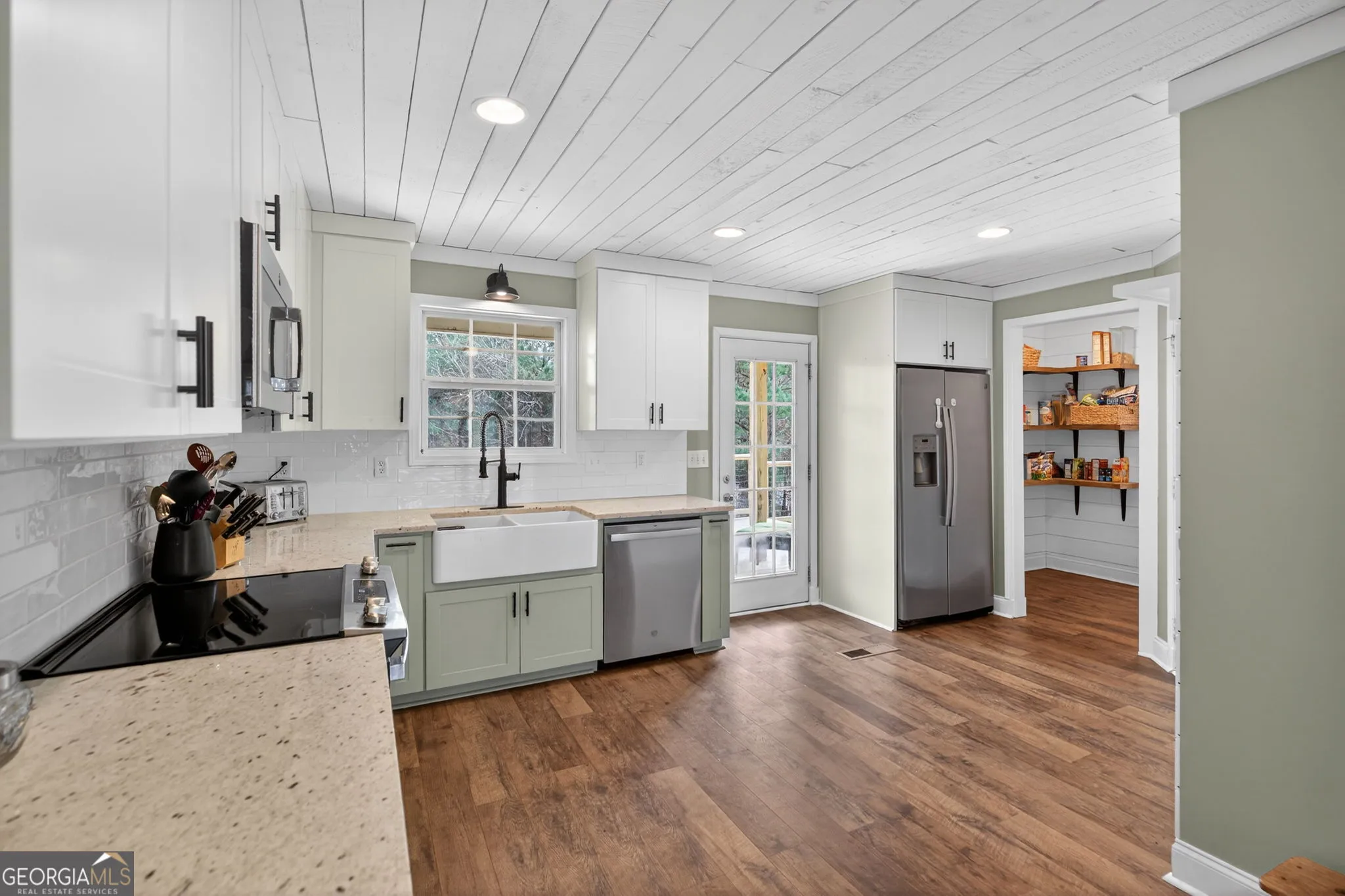 531 Huntington Trl — photo 14 of 41