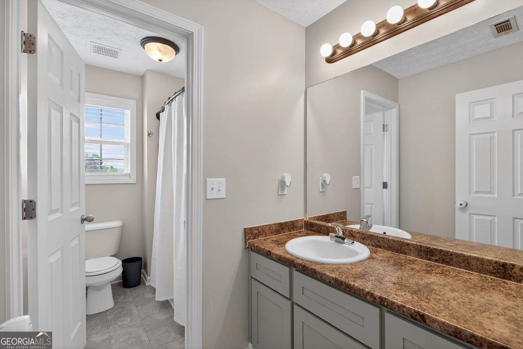 531 Huntington Trl — photo 29 of 41