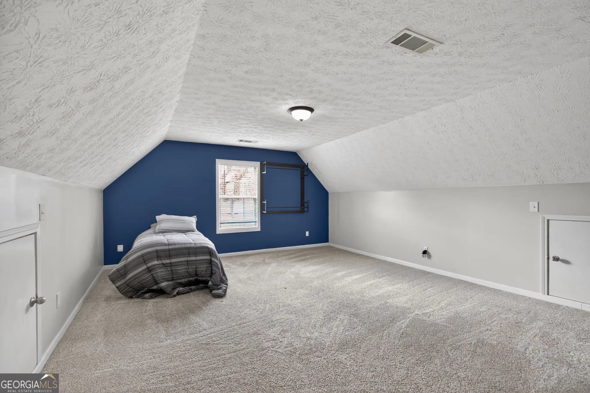 531 Huntington Trl — photo 25 of 41