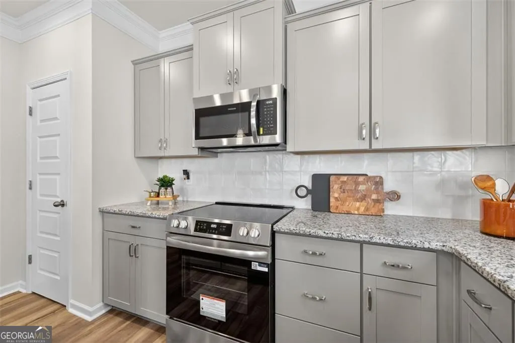 140 Oakmont Dr — photo 3 of 42